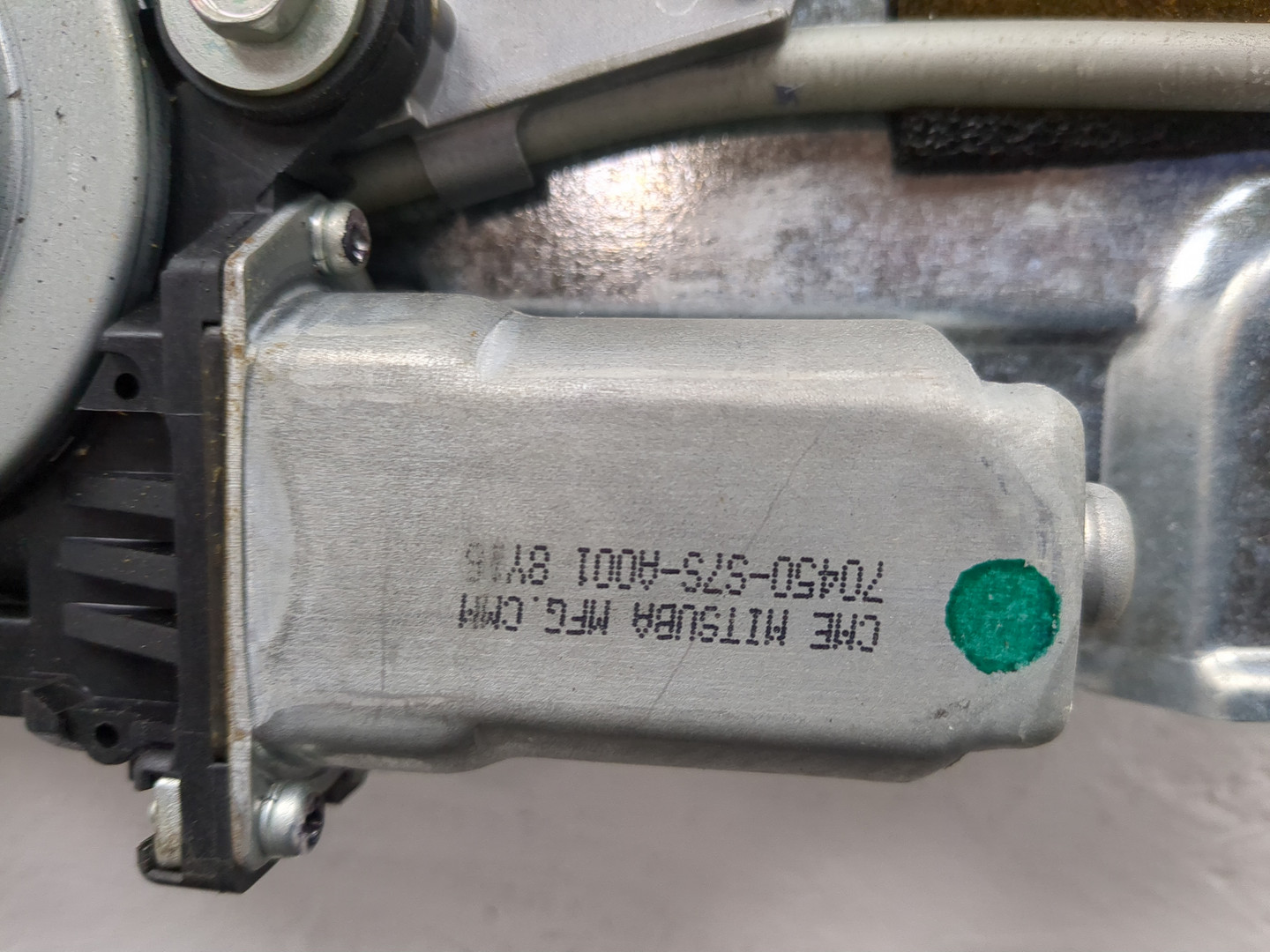 Люк в сборе электрический