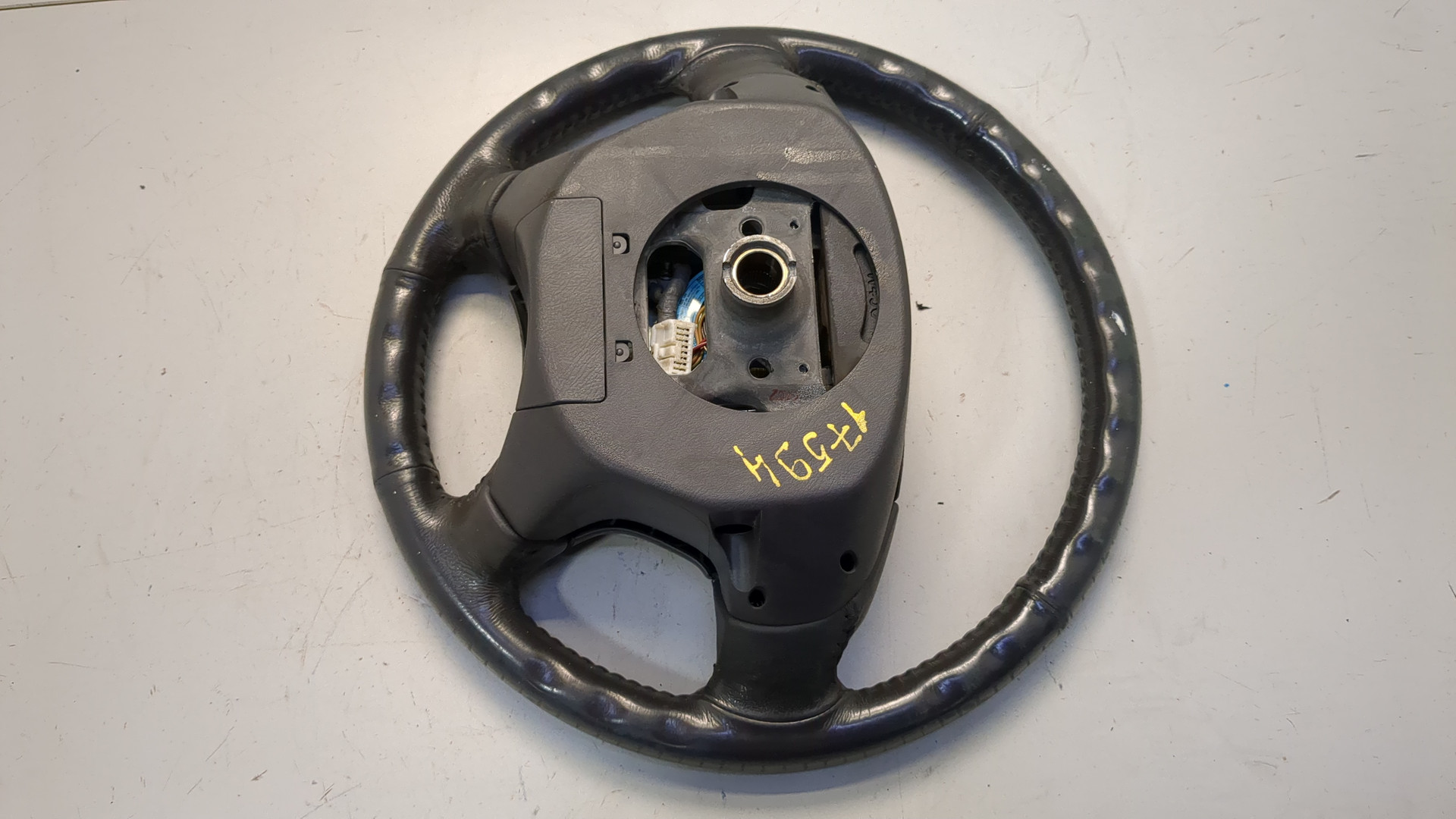 Рулевое колесо (руль)