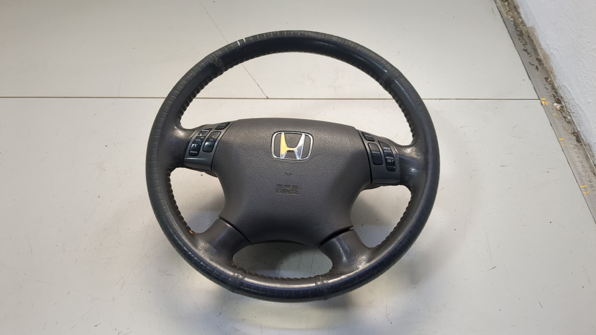 Рулевое колесо (руль)