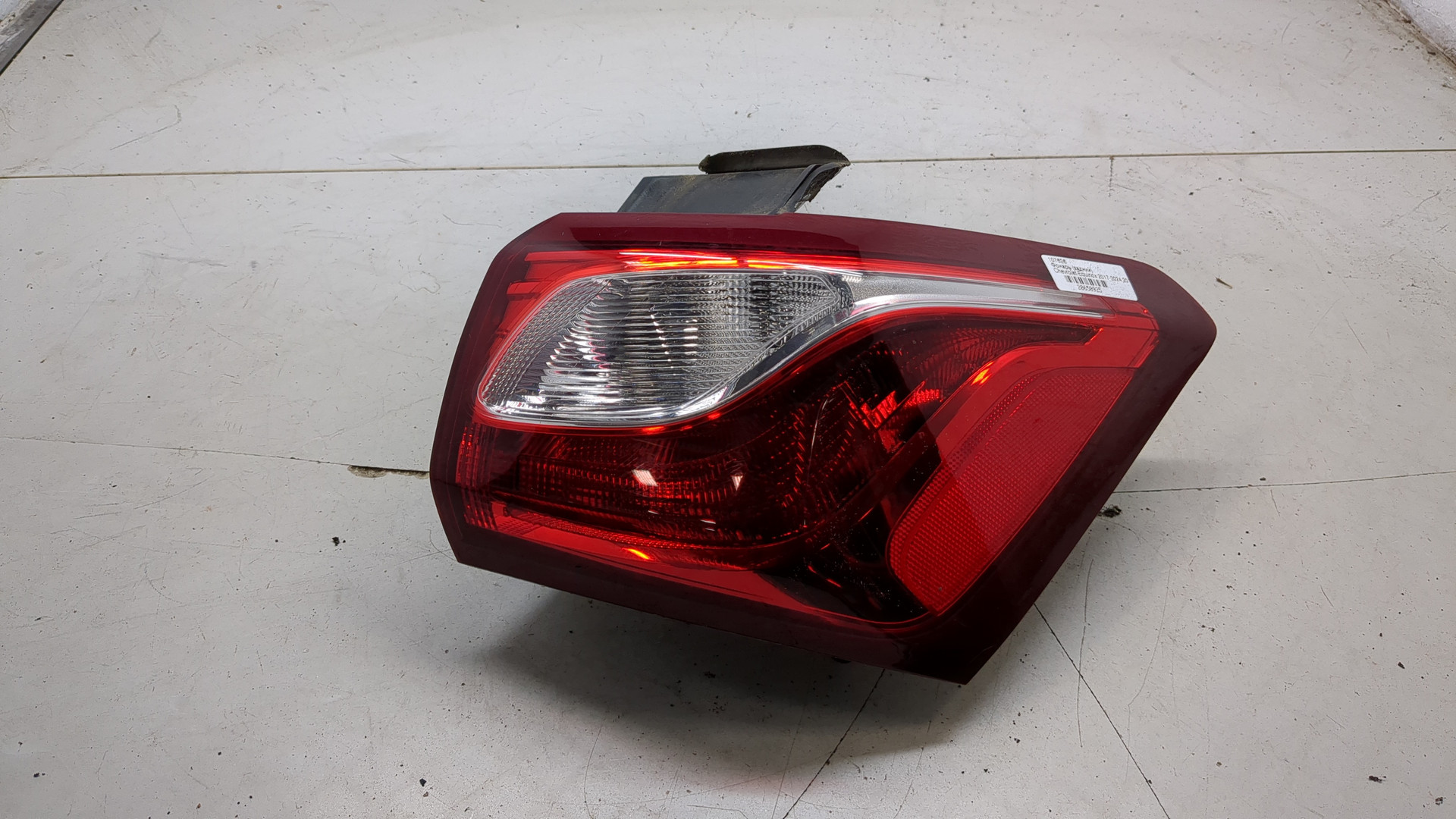 Фонарь задний правый