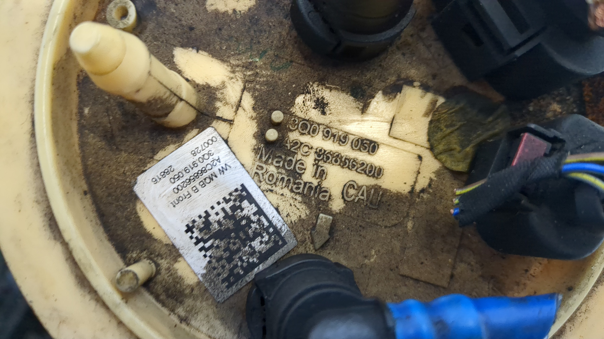 Насос топливный электрический