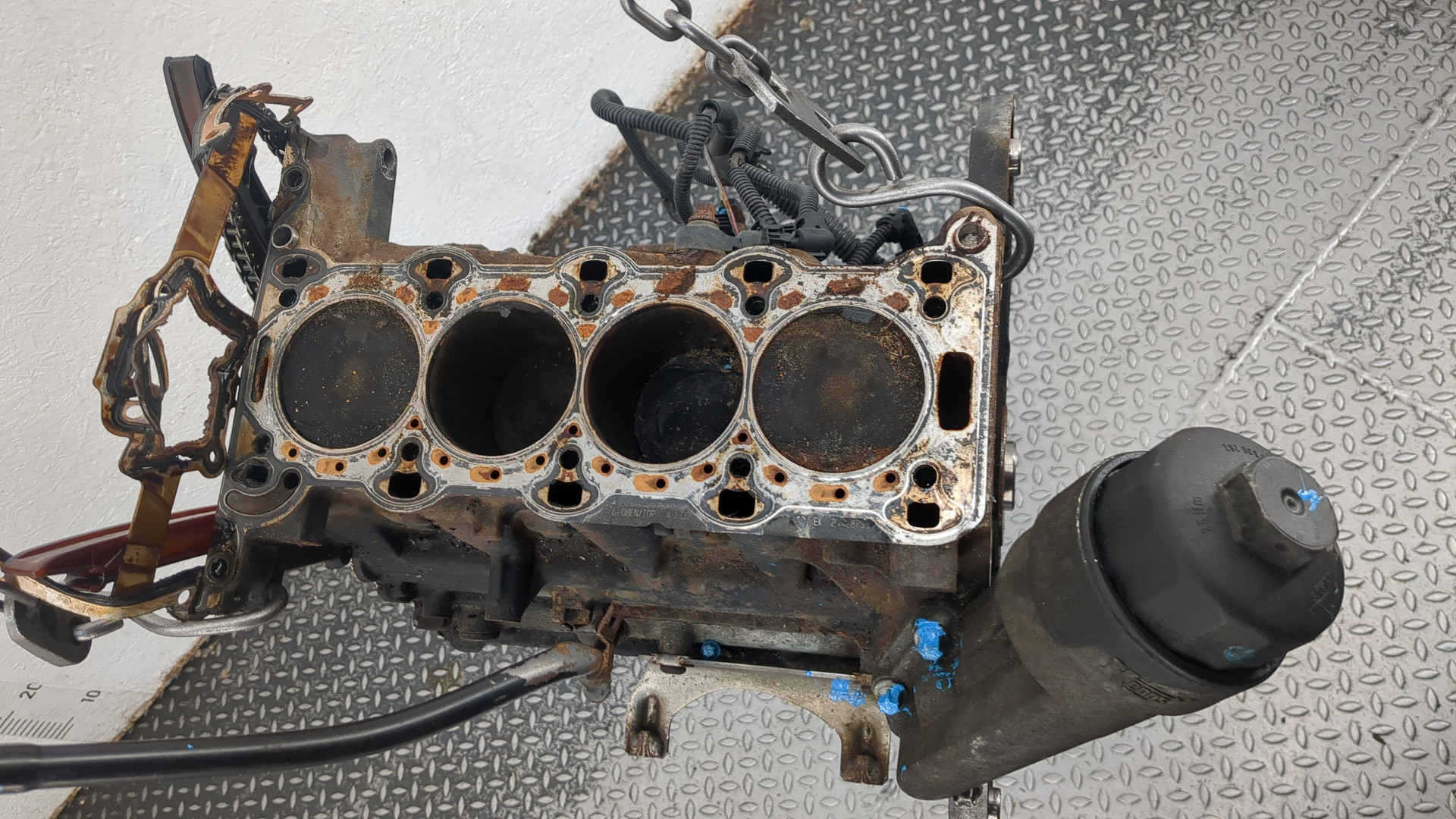 Блок двигателя