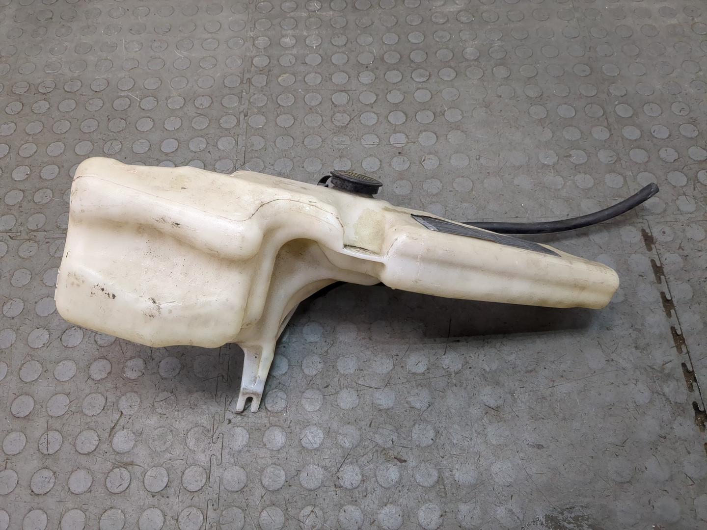 Бачок расширительный