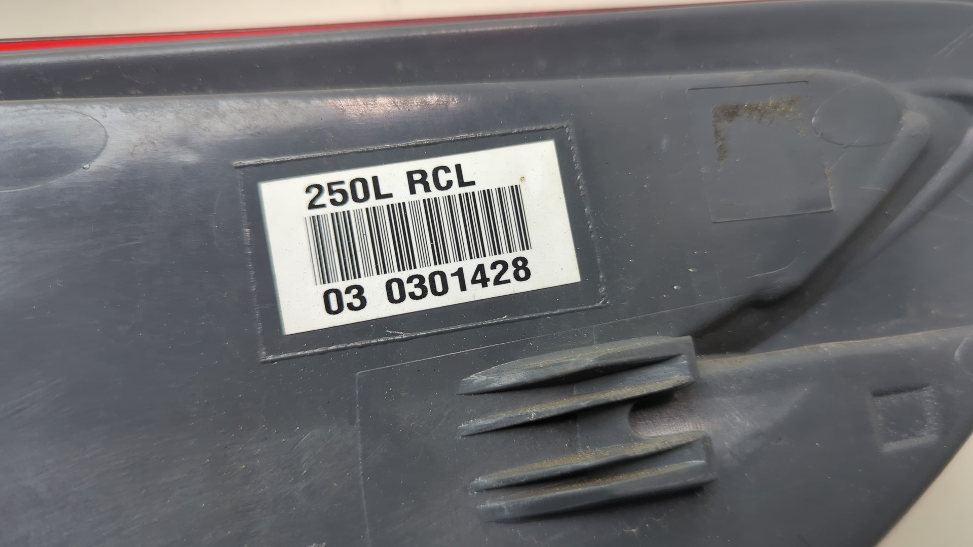 Фонарь задний левый