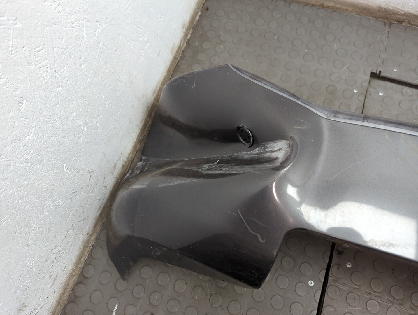 Бампер задний