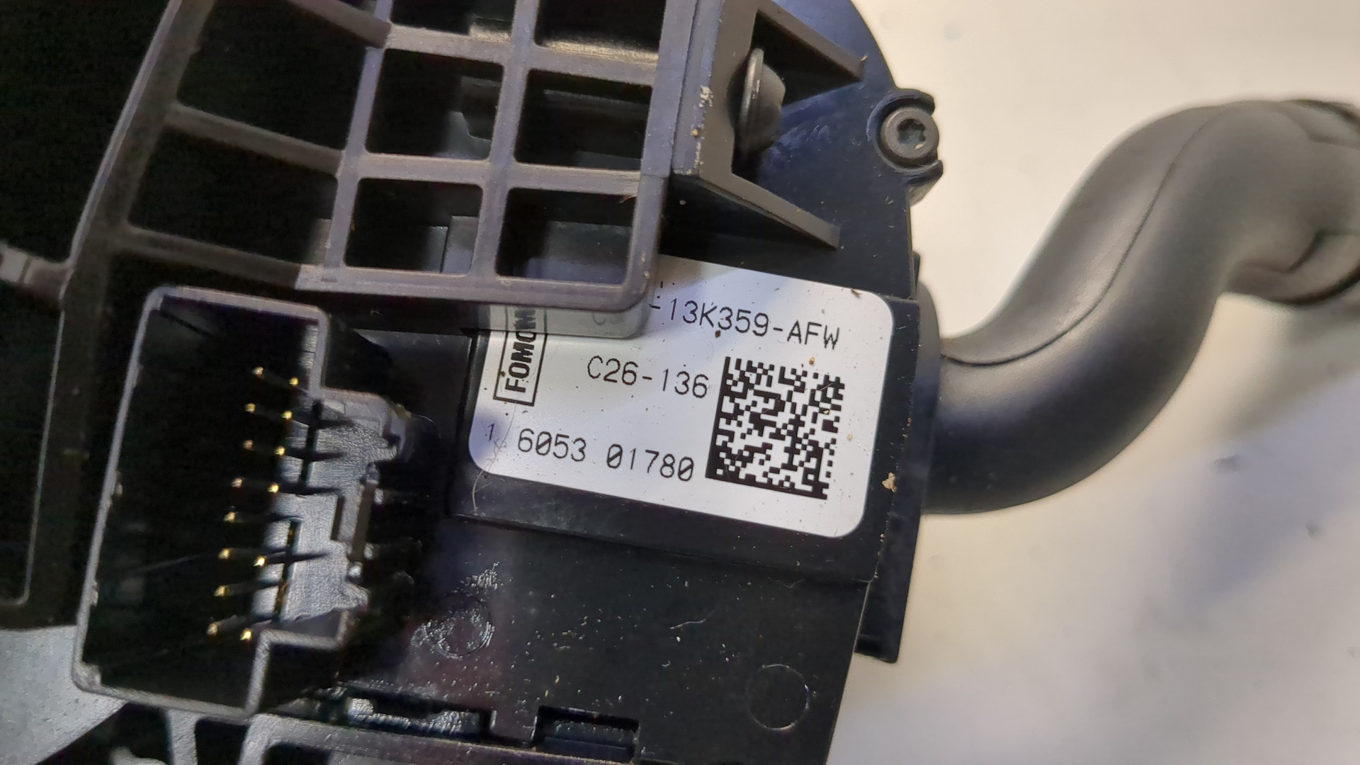 Переключатель подрулевой