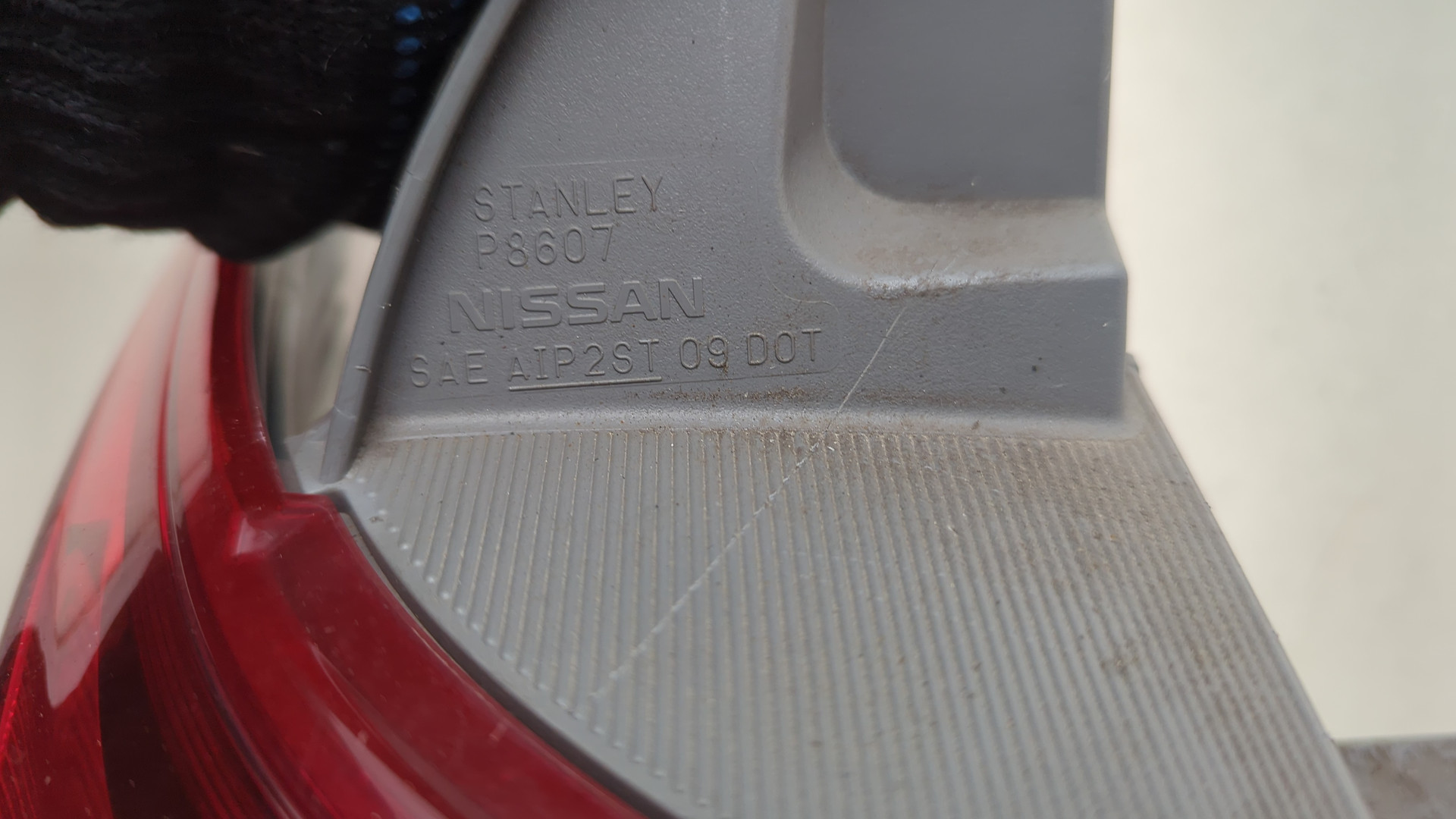 Фонарь задний левый