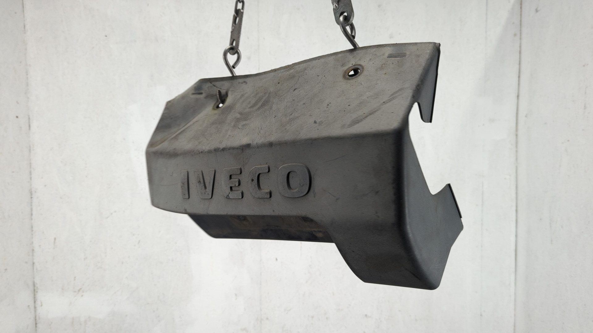 Планка под фонарь левая