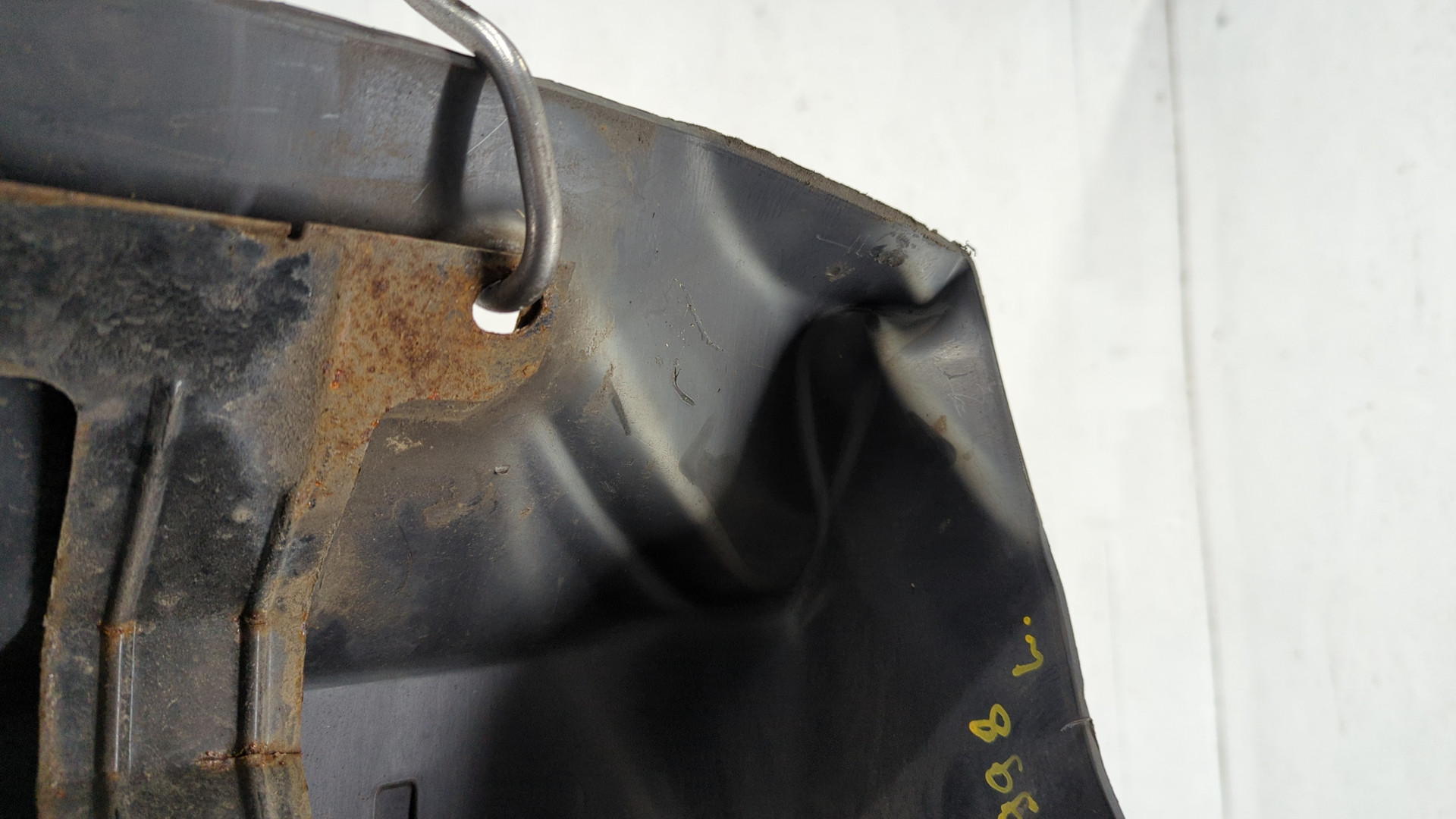 Планка под фонарь левая