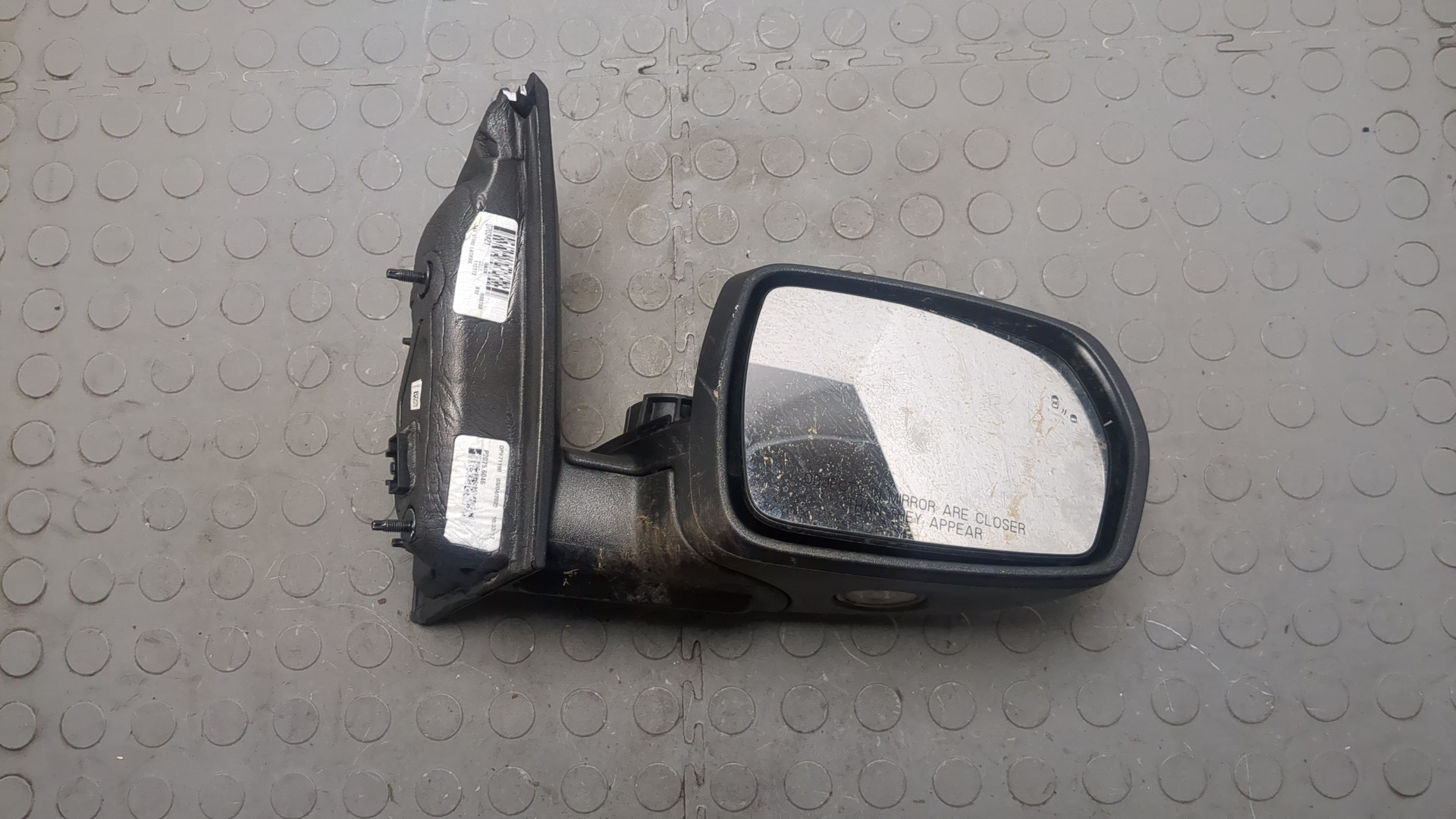 Зеркало правое электрическое