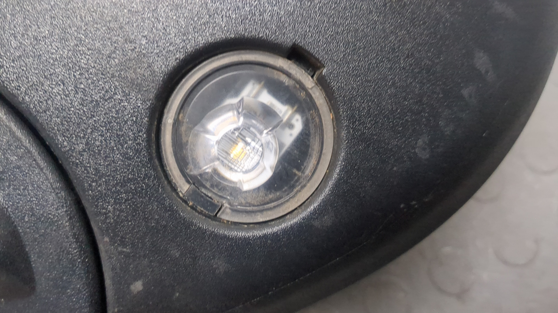 Зеркало правое электрическое