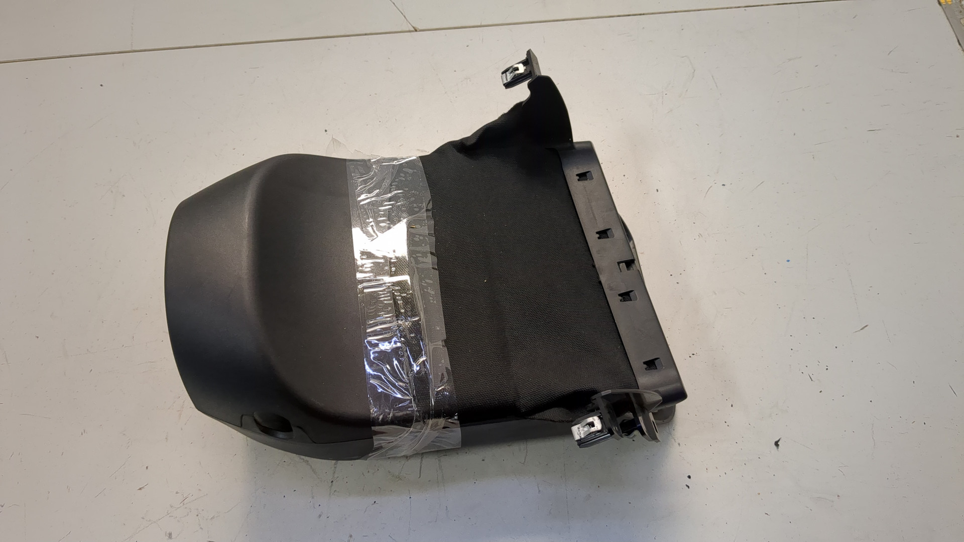 Кожух рулевой колонки