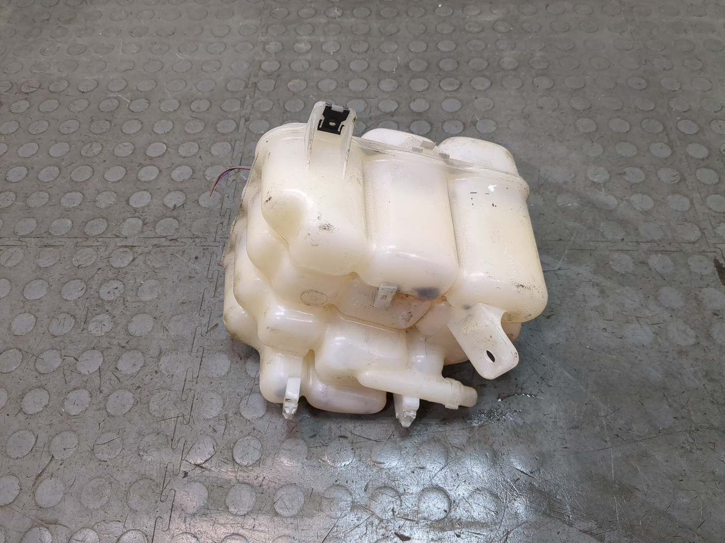 Бачок расширительный