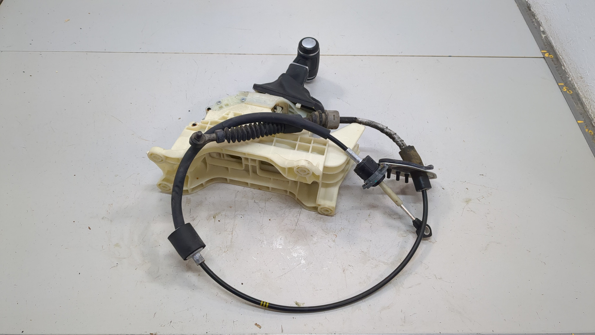 Кулиса МКПП / АКПП