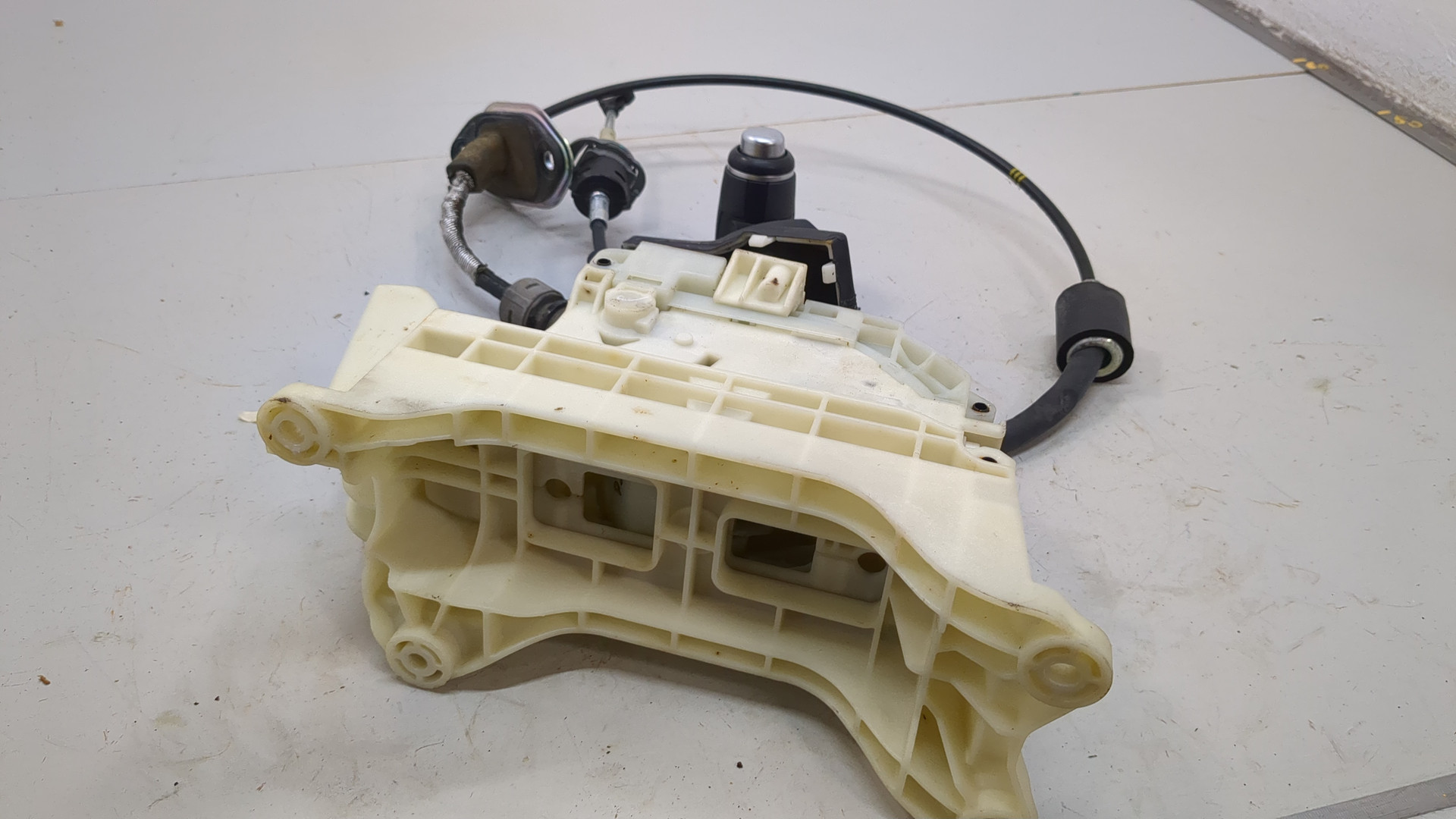 Кулиса МКПП / АКПП