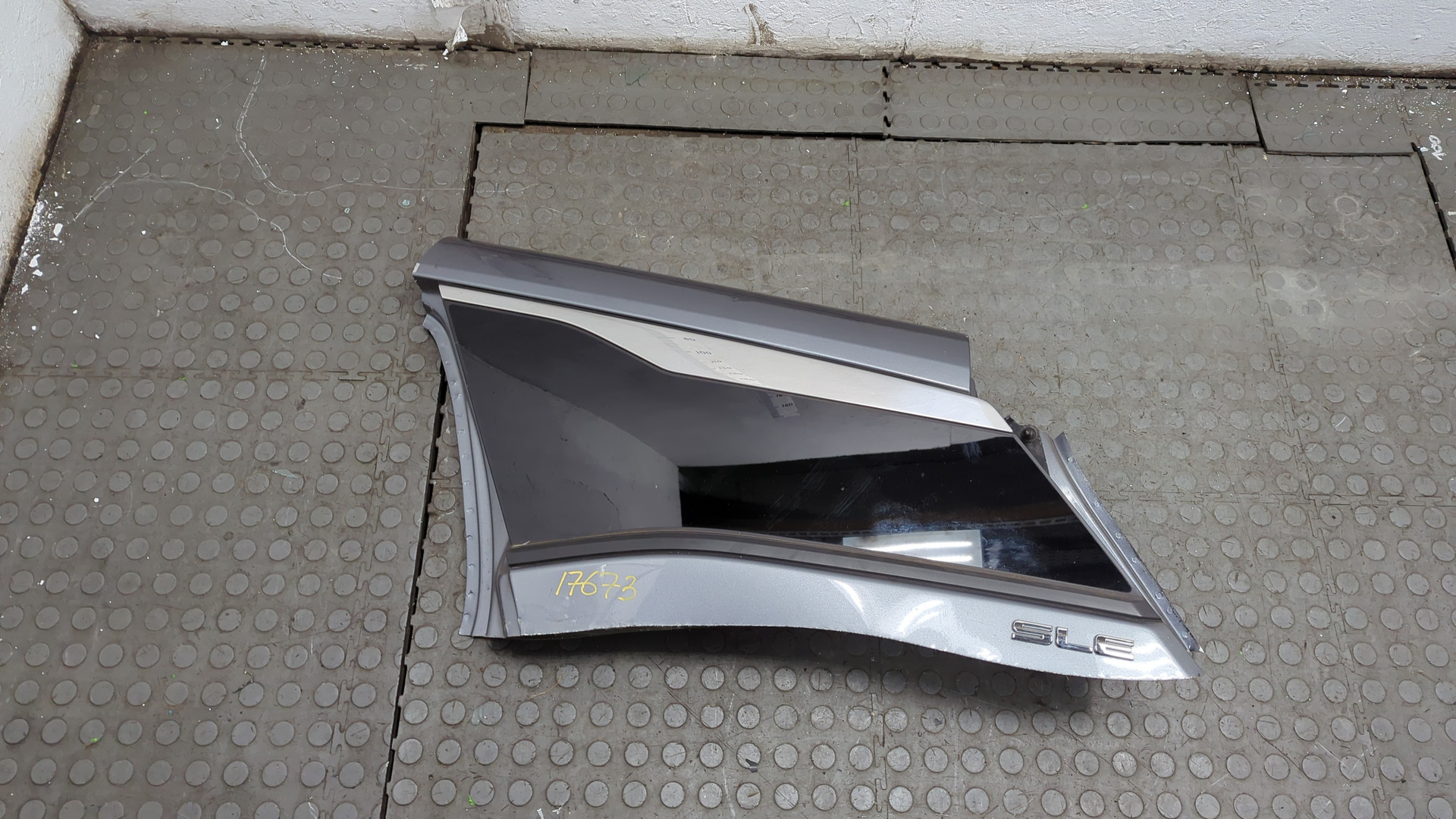 Стекло боковое