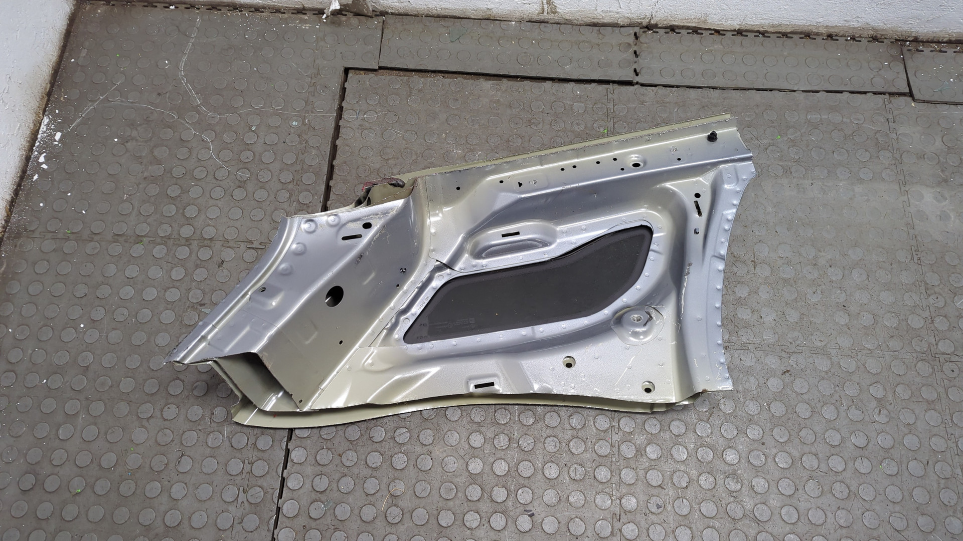 Стекло боковое