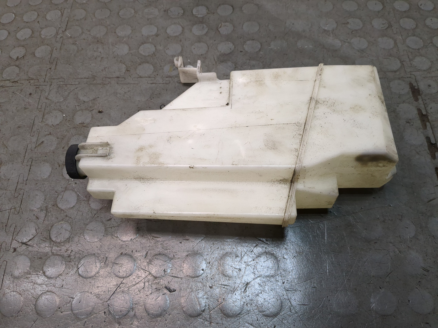 Бачок расширительный