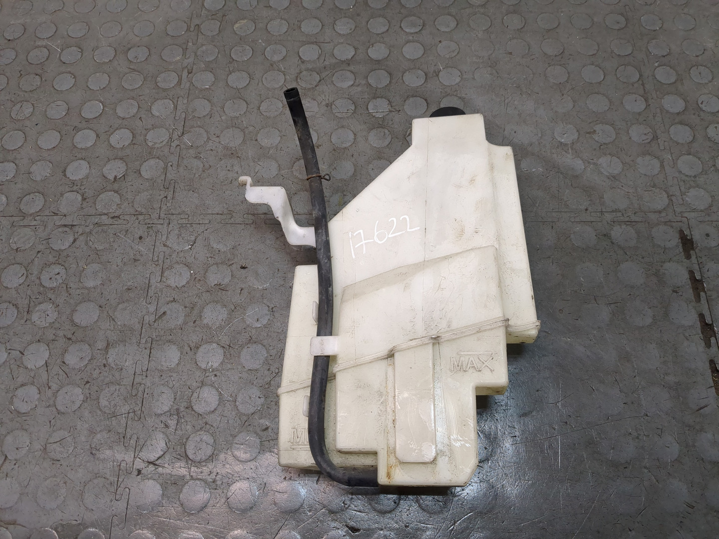 Бачок расширительный