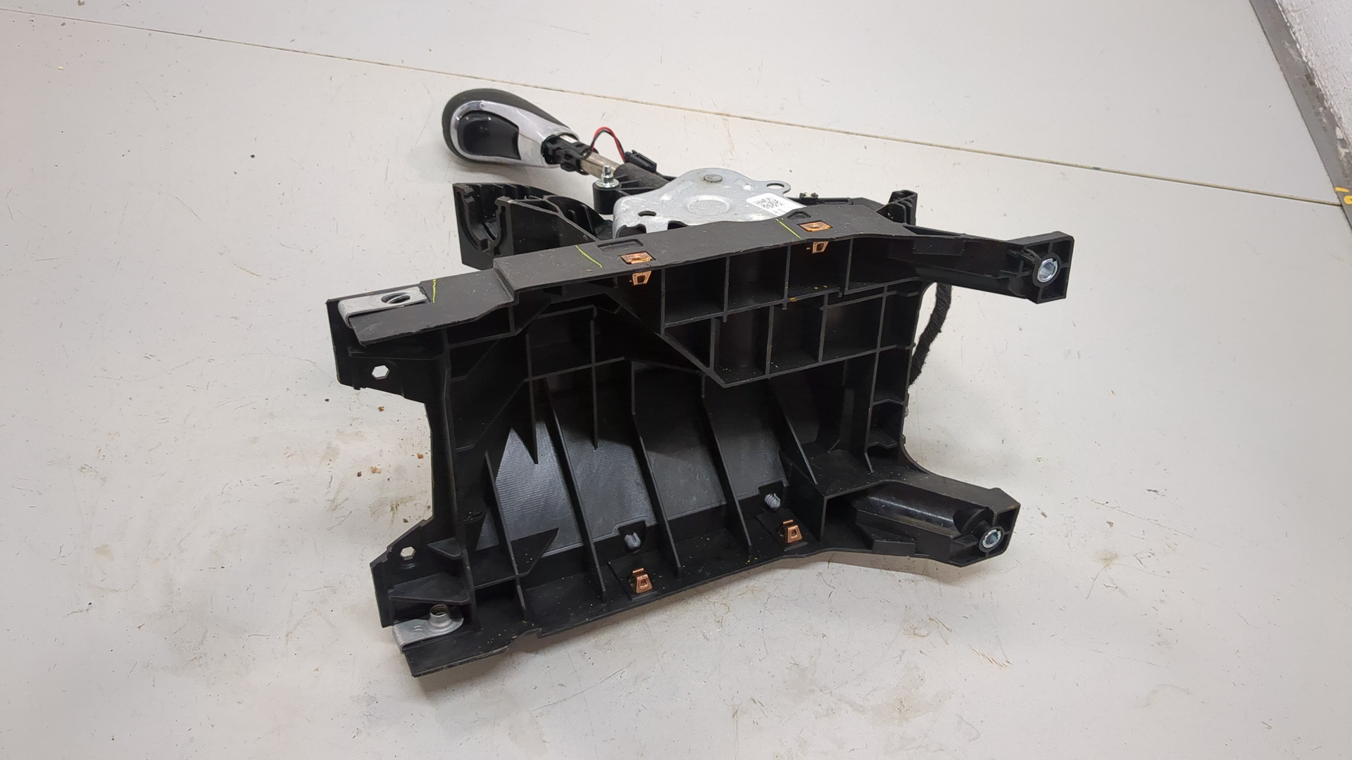 Кулиса МКПП / АКПП