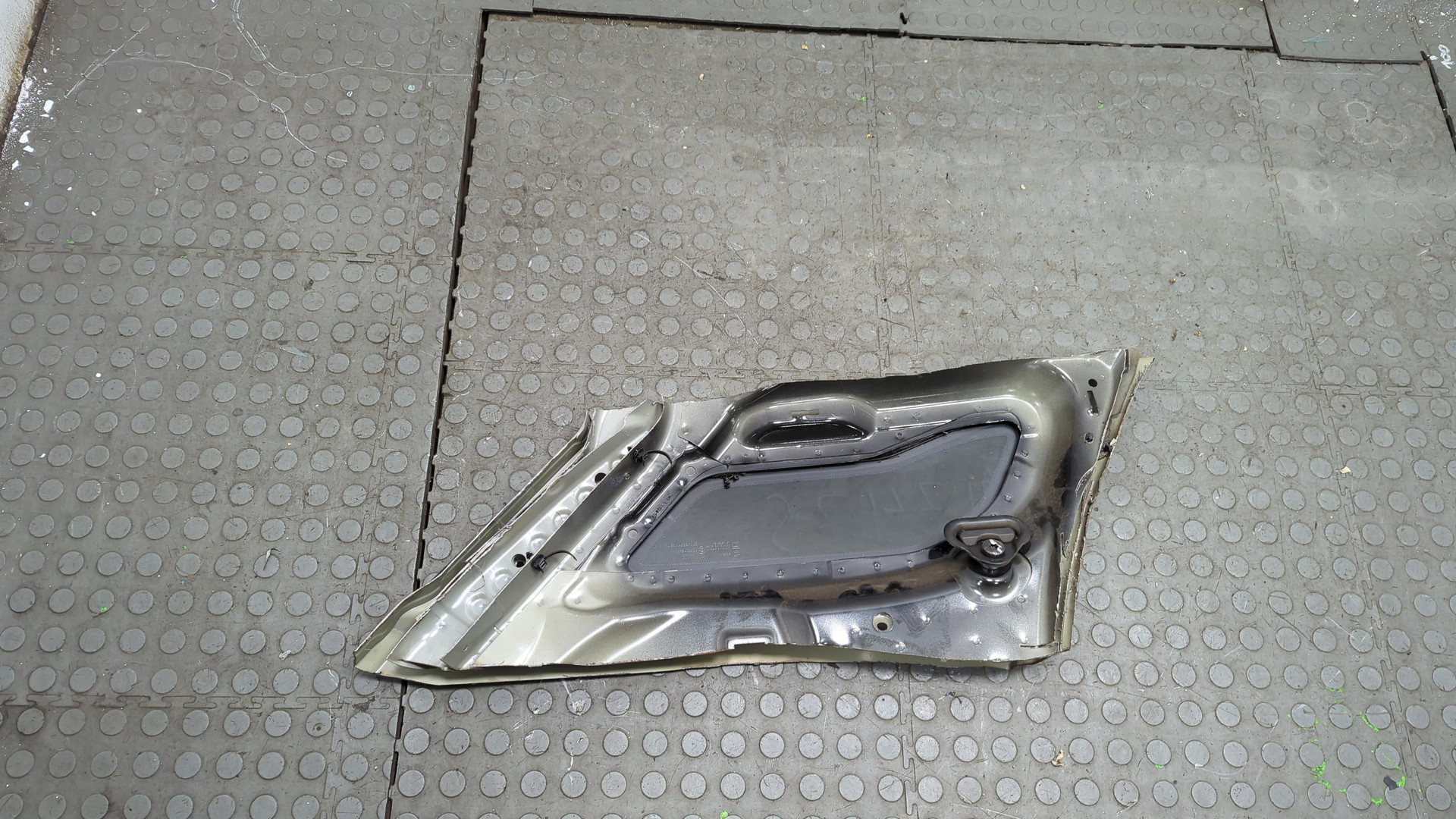 Стекло боковое