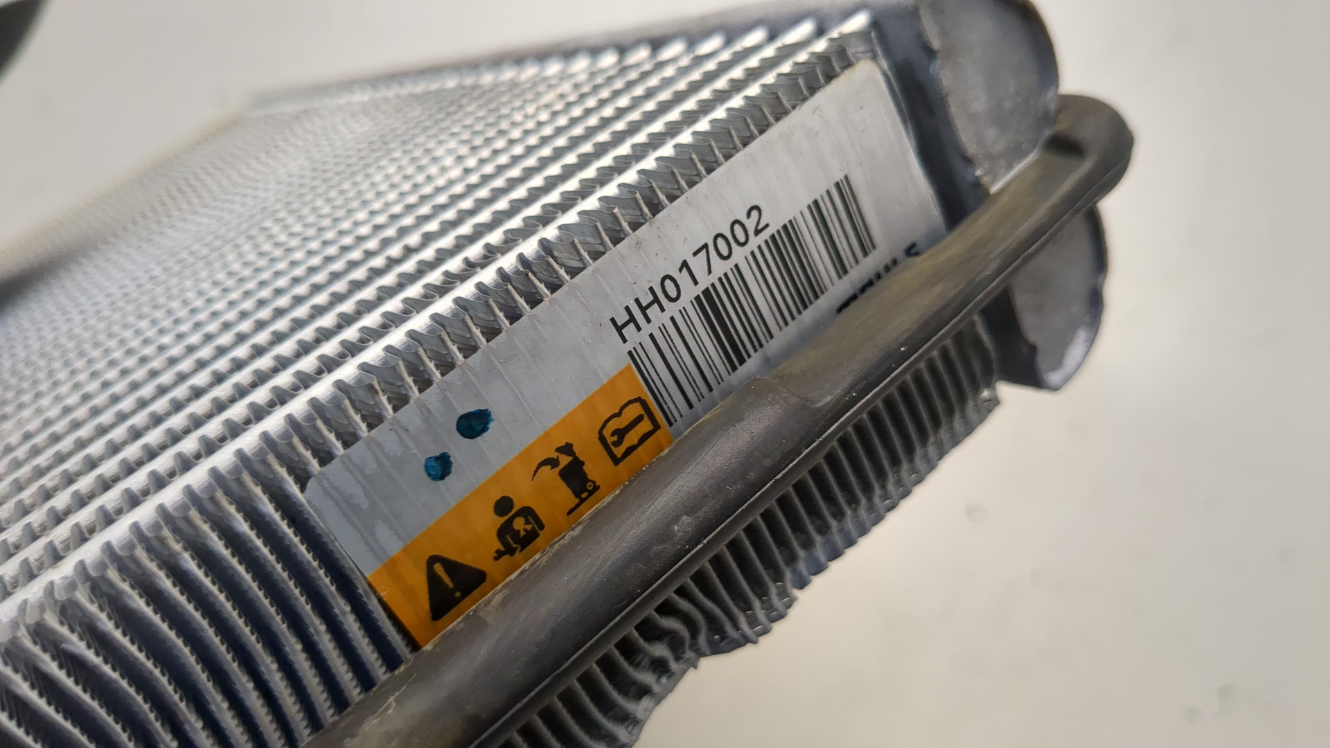 Радиатор кондиционера / конденсер