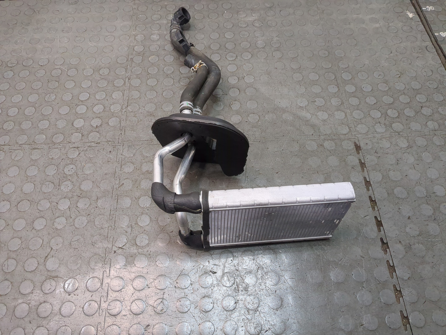 Радиатор отопителя