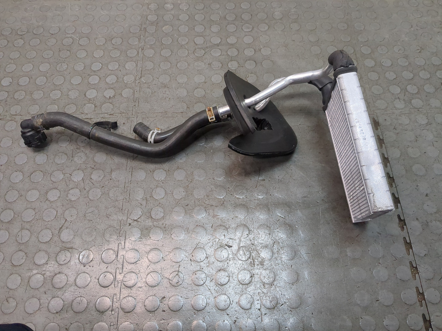 Радиатор отопителя