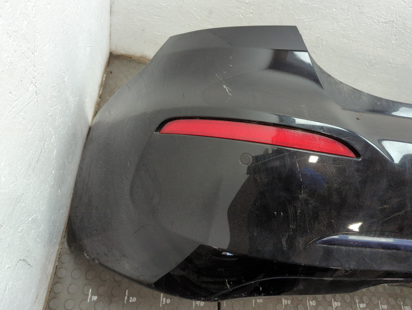 Бампер задний