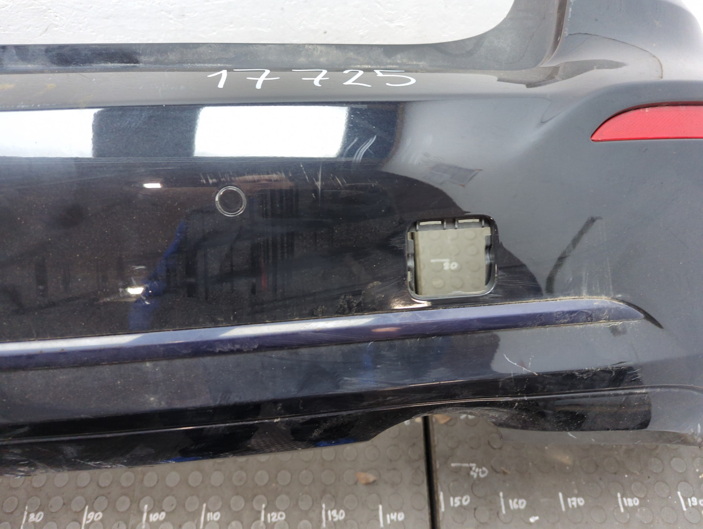 Бампер задний