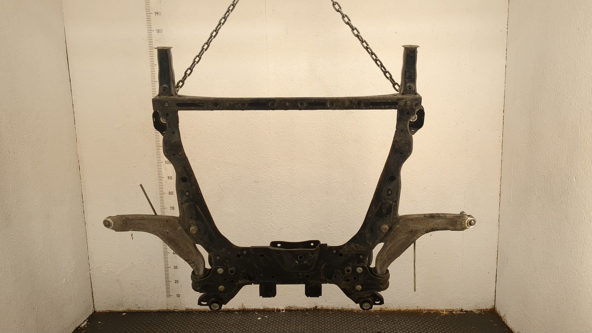 Балка подмоторная