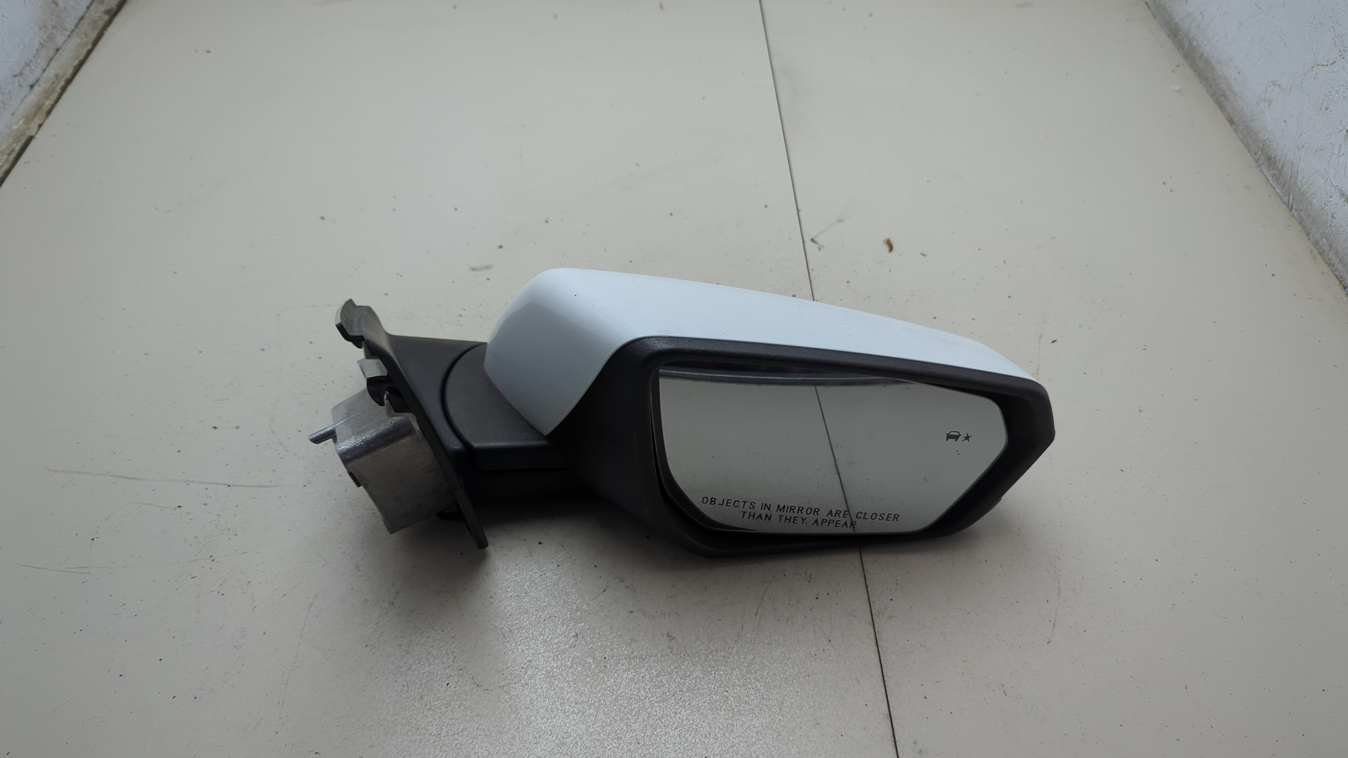 Зеркало правое электрическое