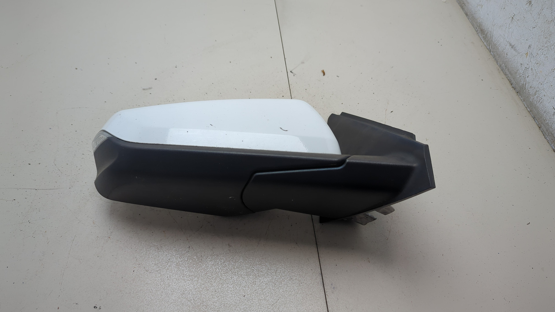 Зеркало правое электрическое