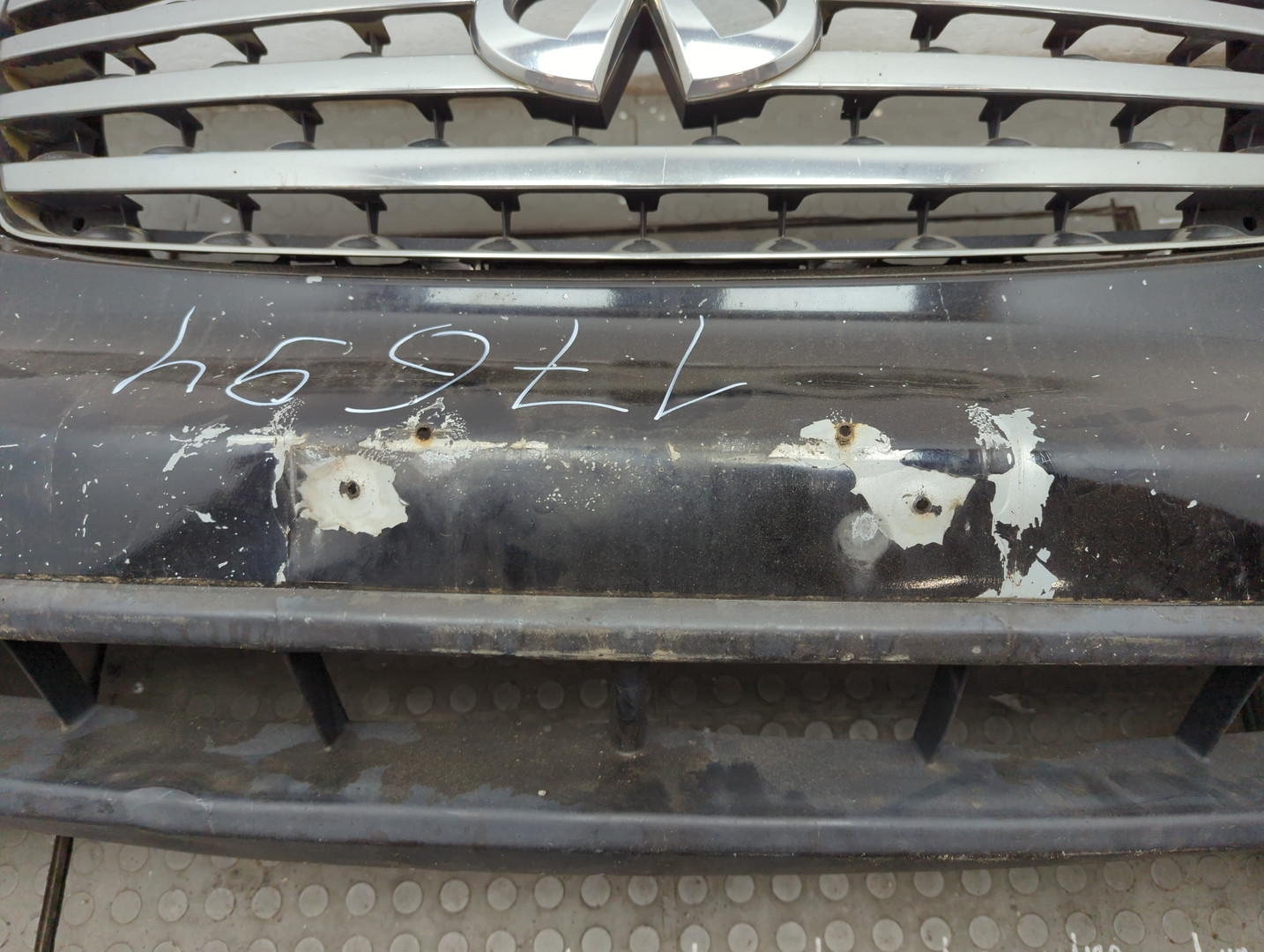 Бампер передний