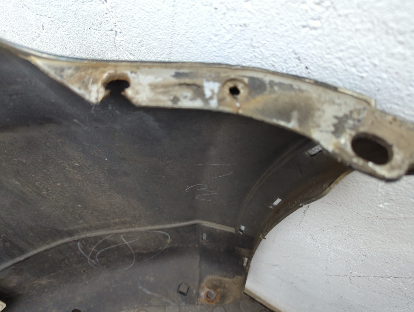 Бампер задний