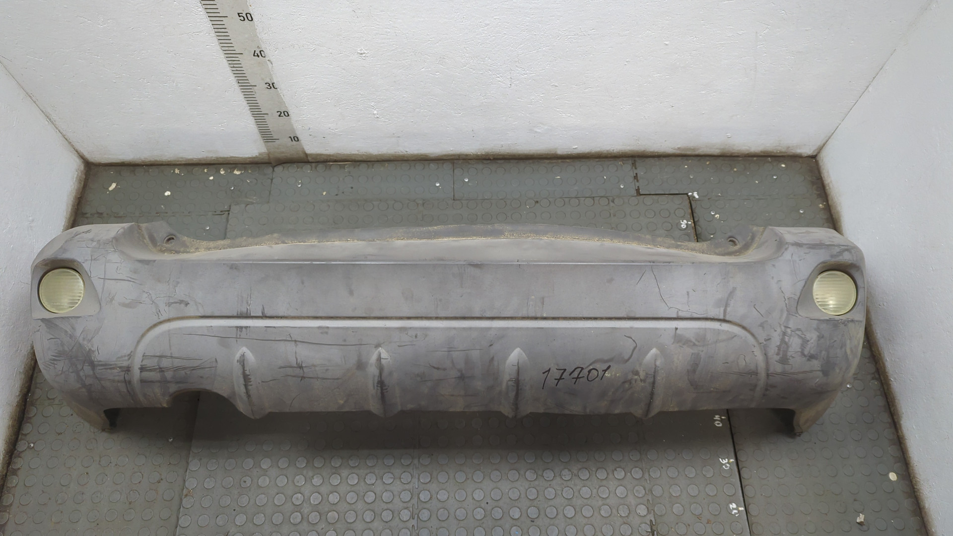 Бампер задний