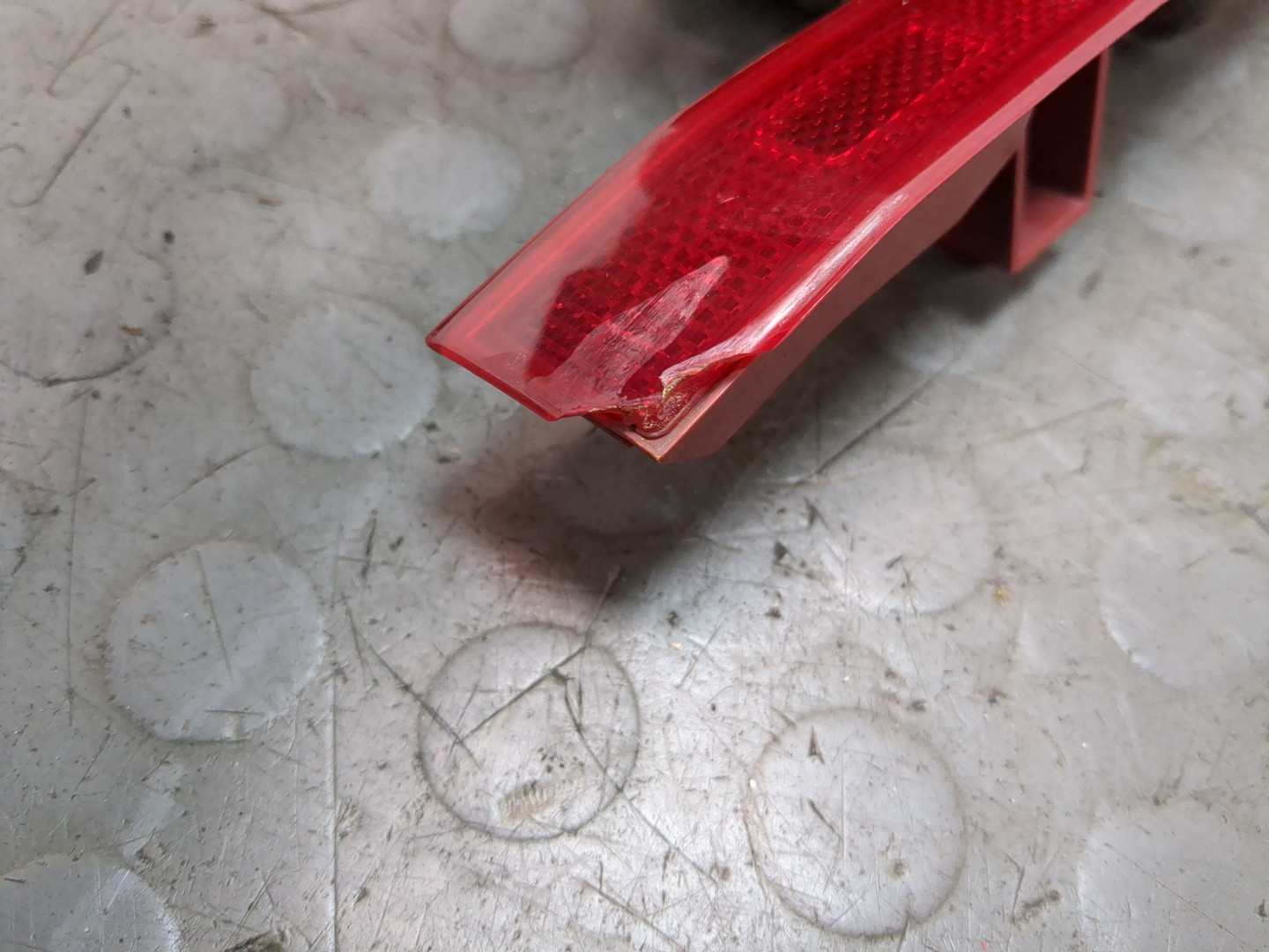 Отражатель в бампер задний правый