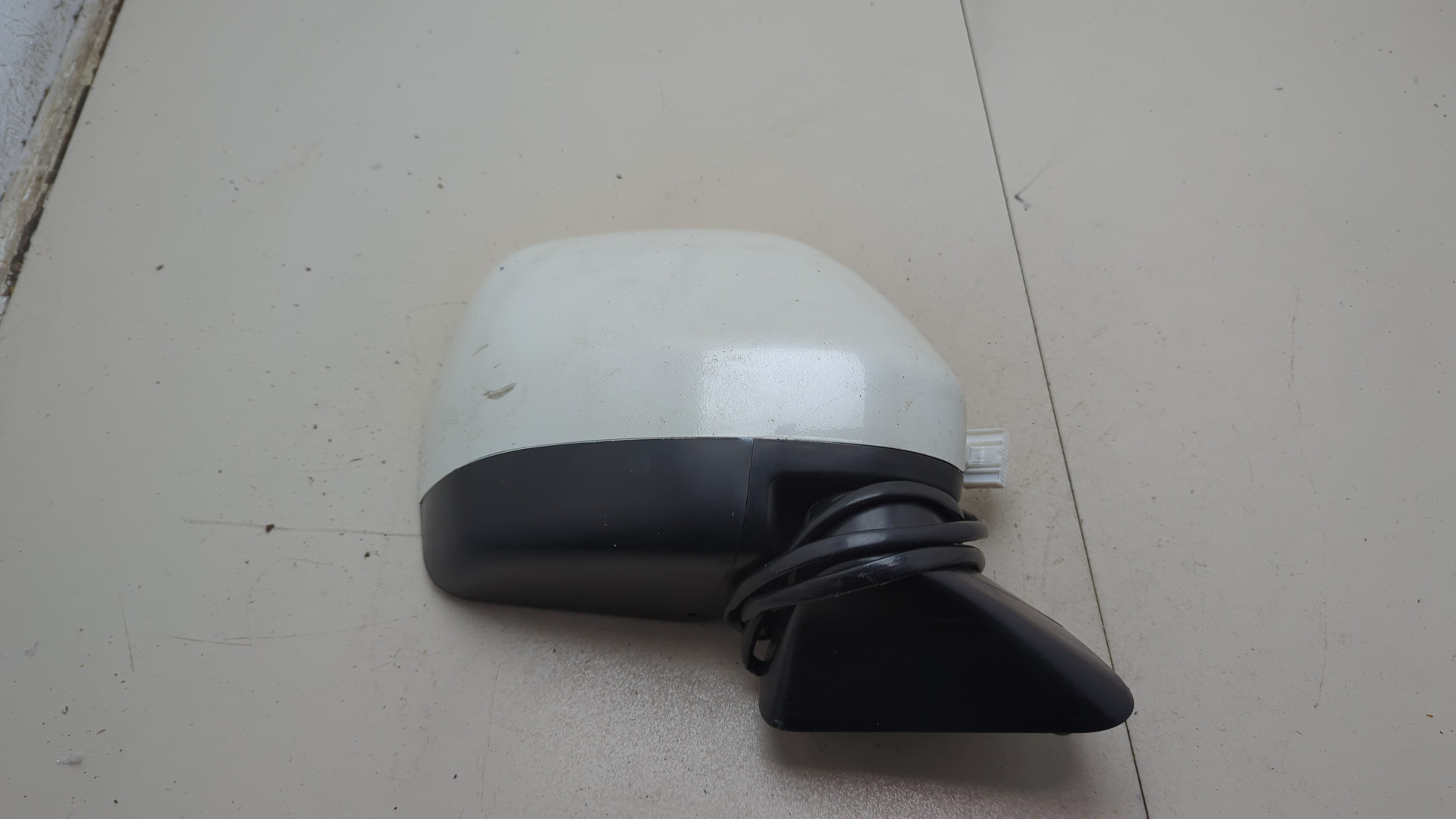 Зеркало правое электрическое