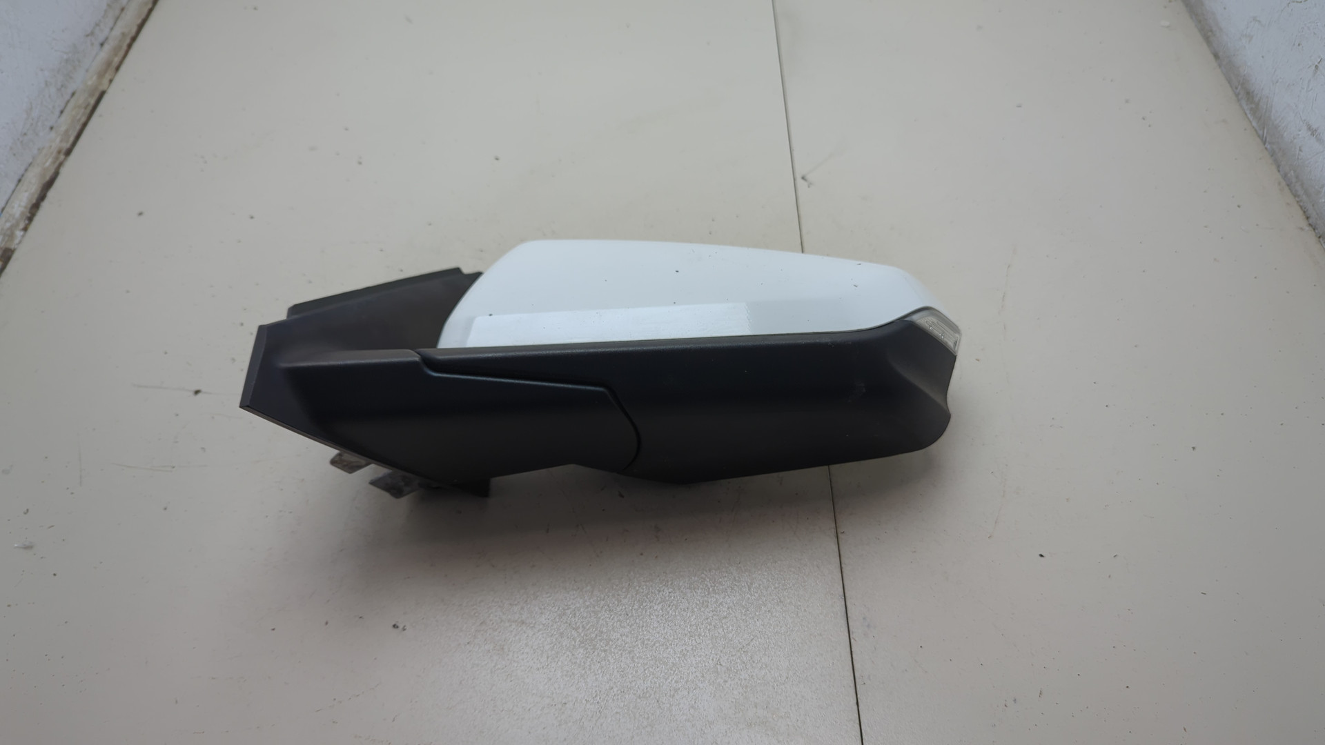 Зеркало левое электрическое