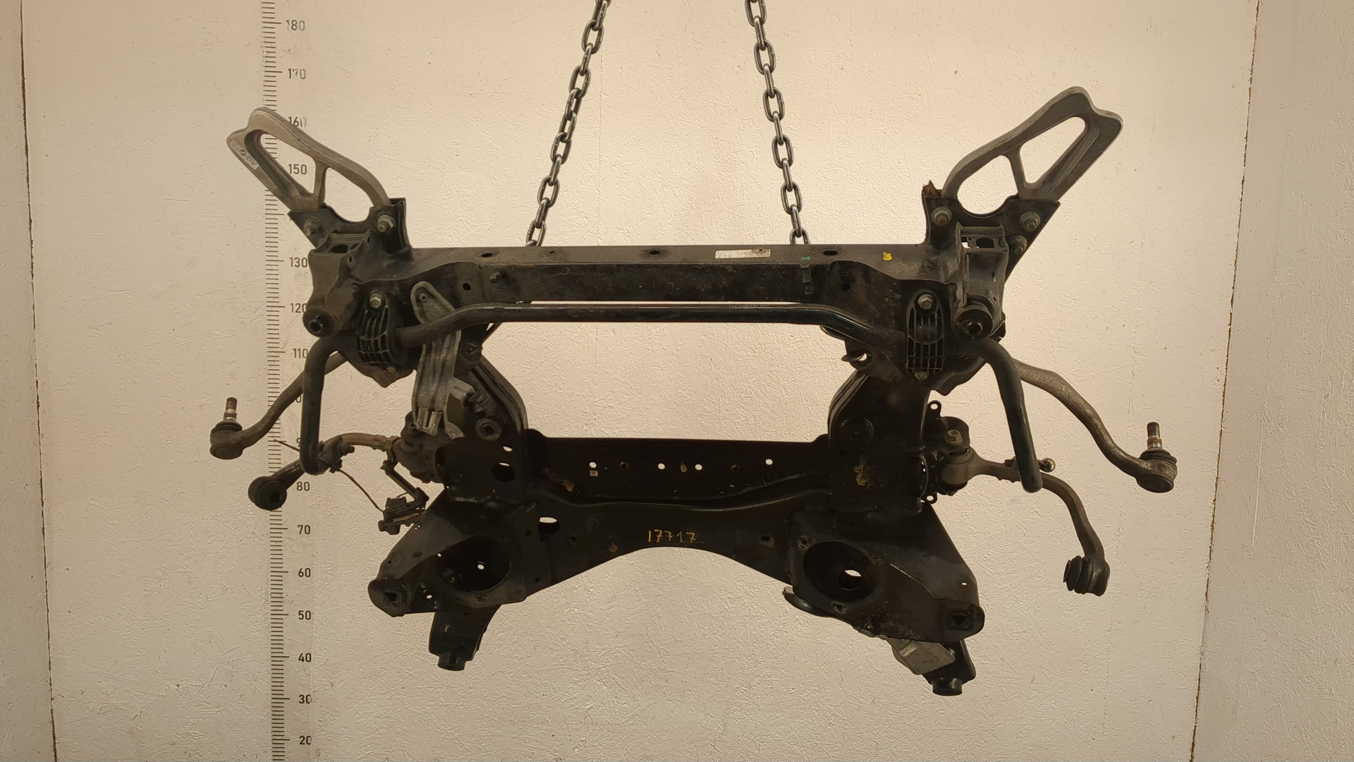 Балка подмоторная