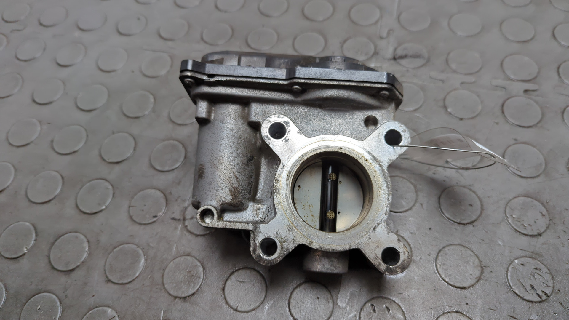 Заслонка дроссельная электрическая