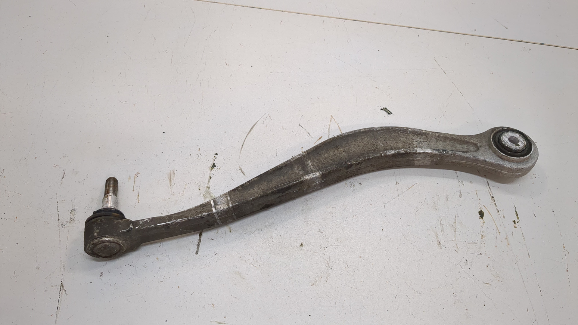 Рычаг задний