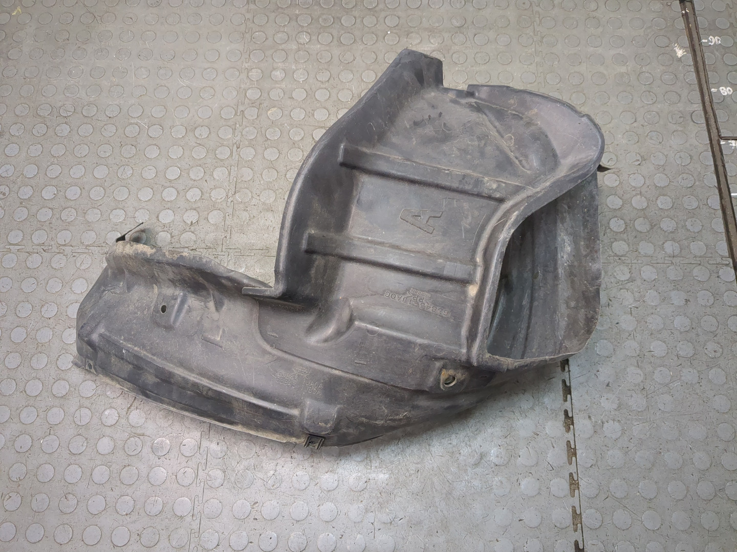 Локер передний левый