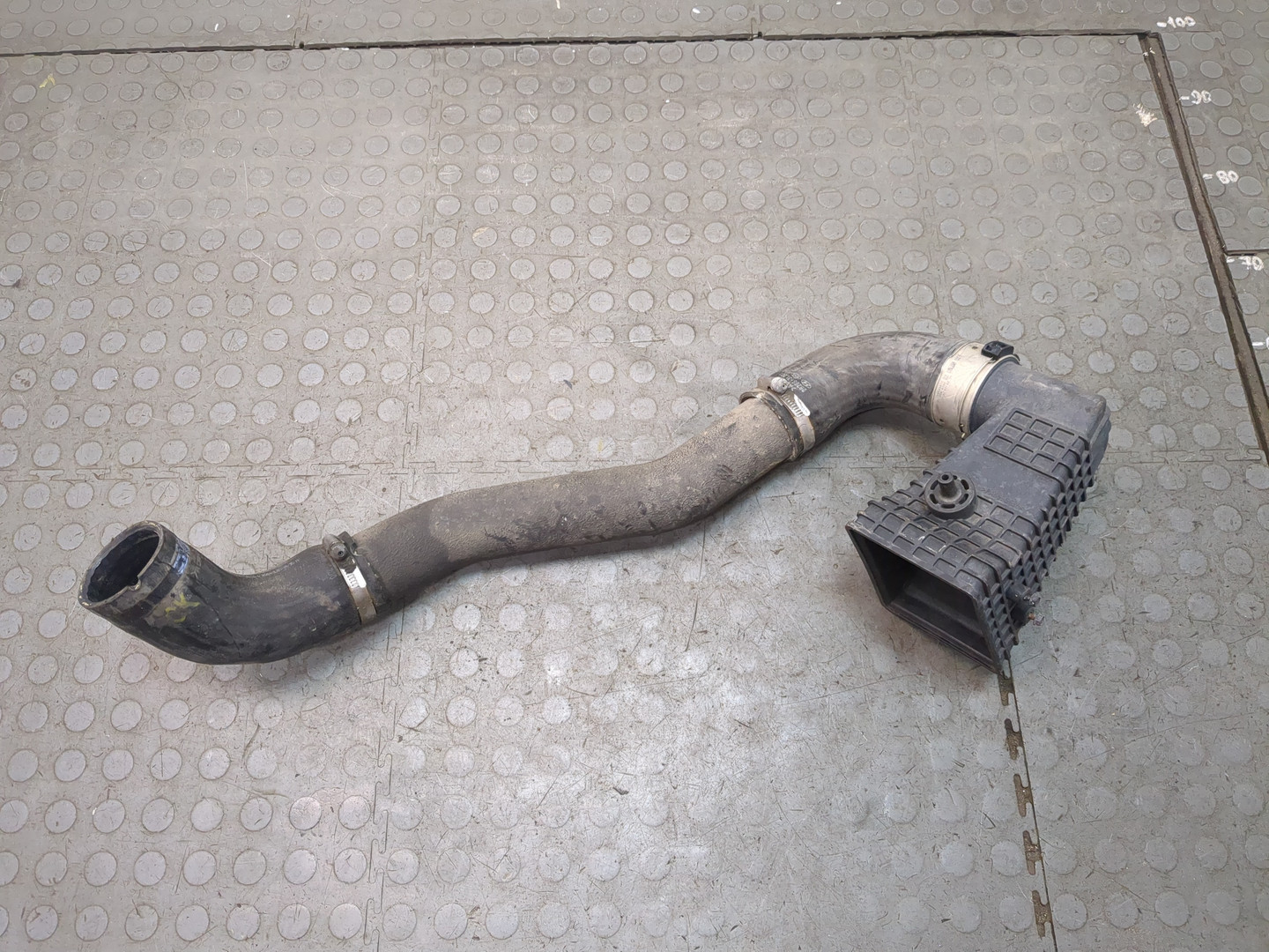 Патрубок интеркулера