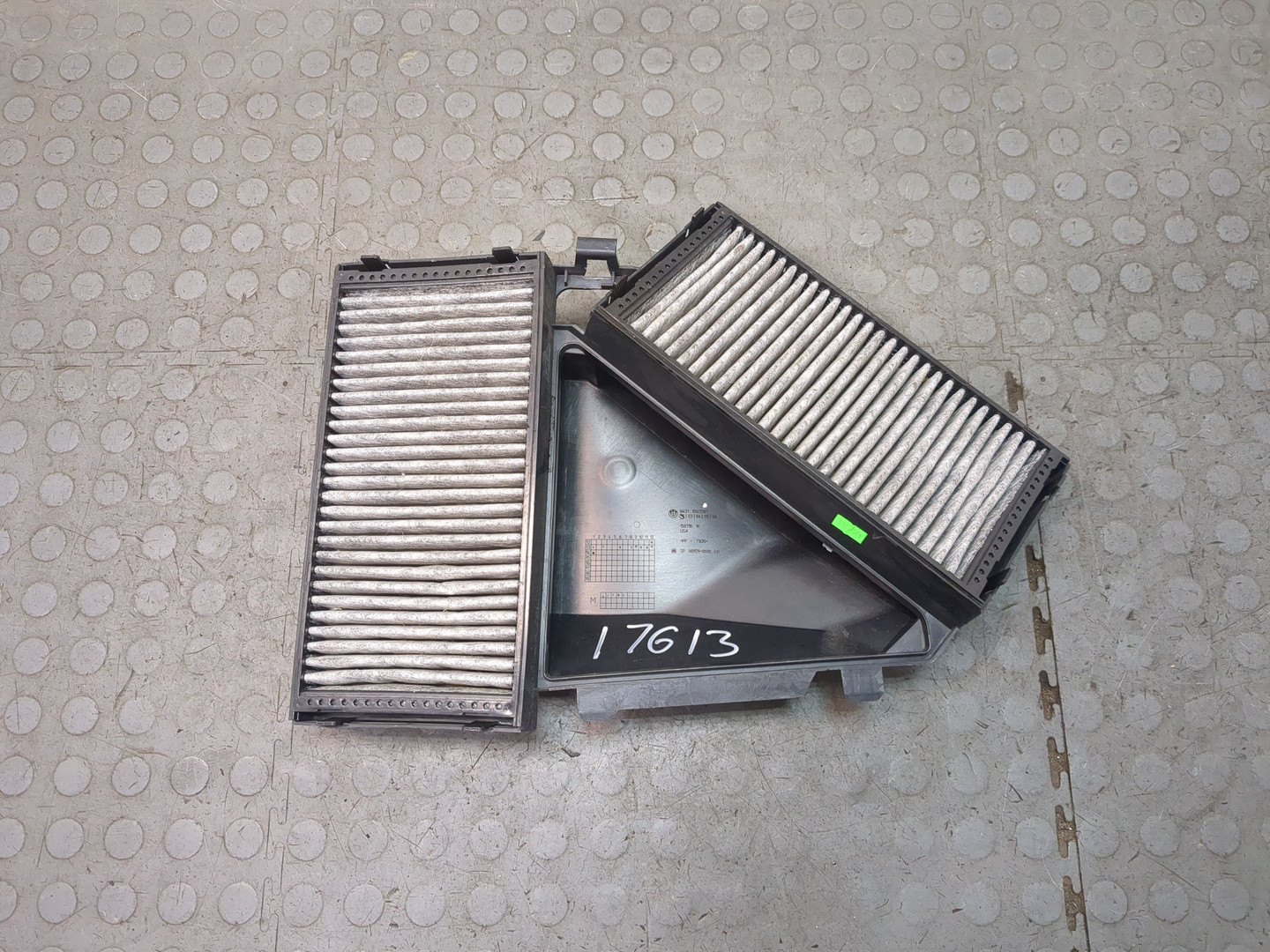 Корпус салонного фильтра