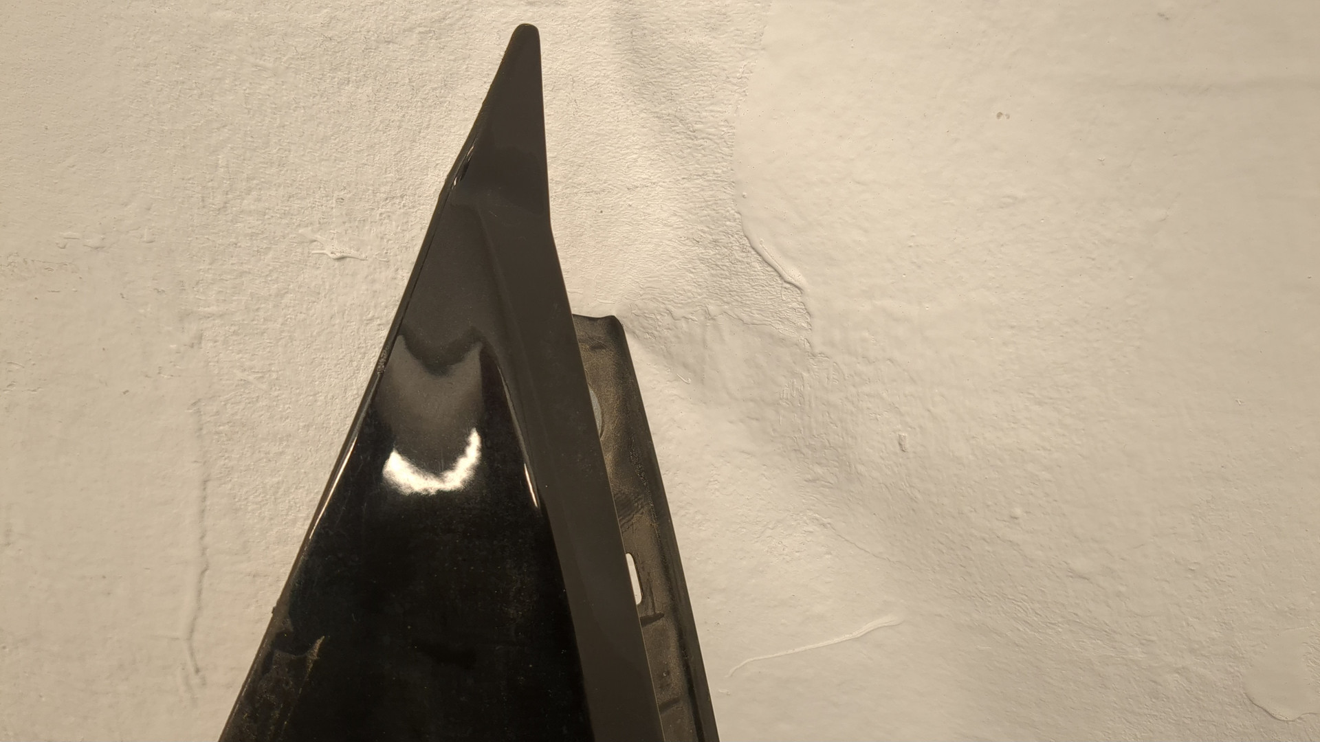 Крыло переднее левое