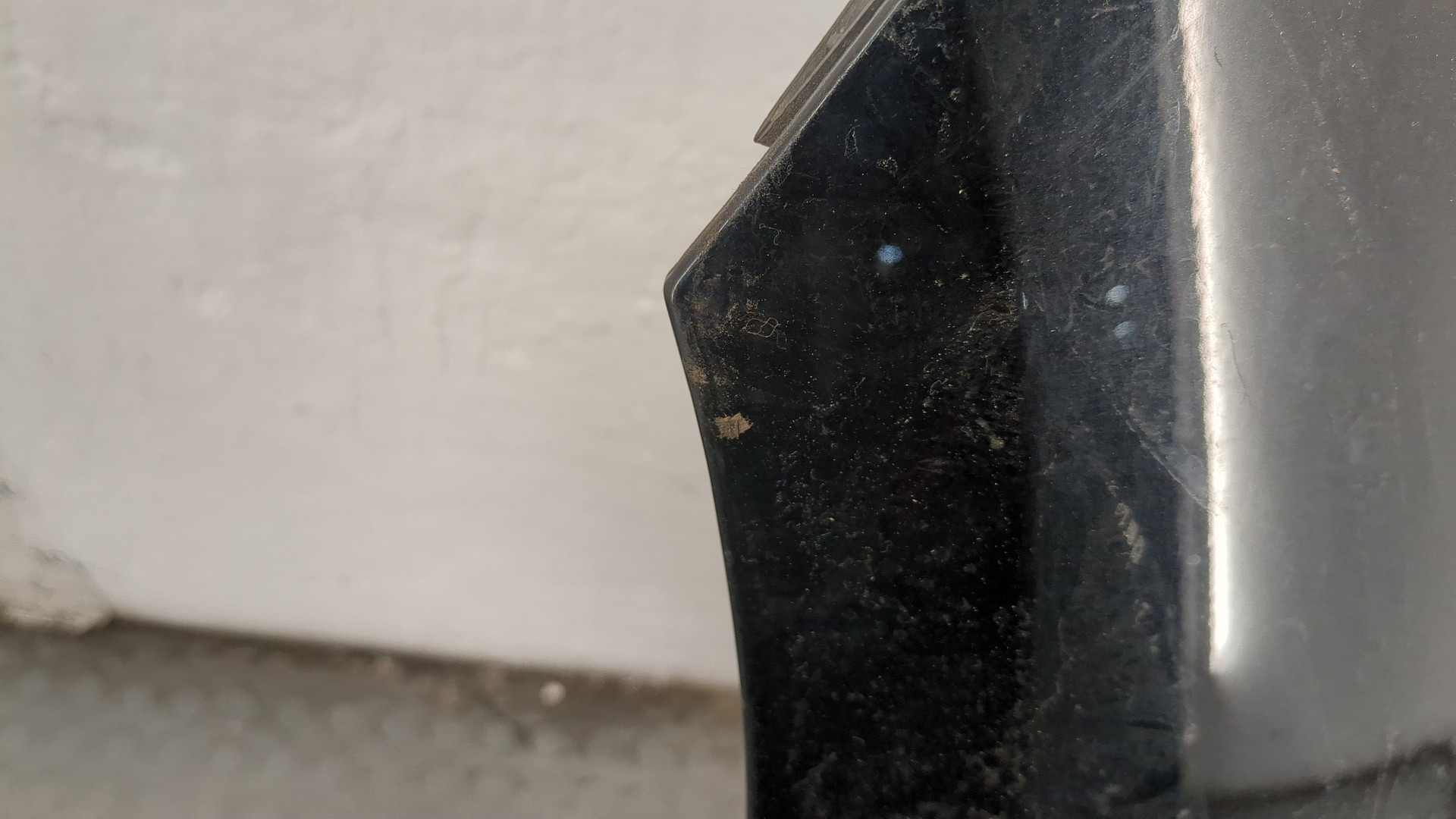 Крыло переднее левое