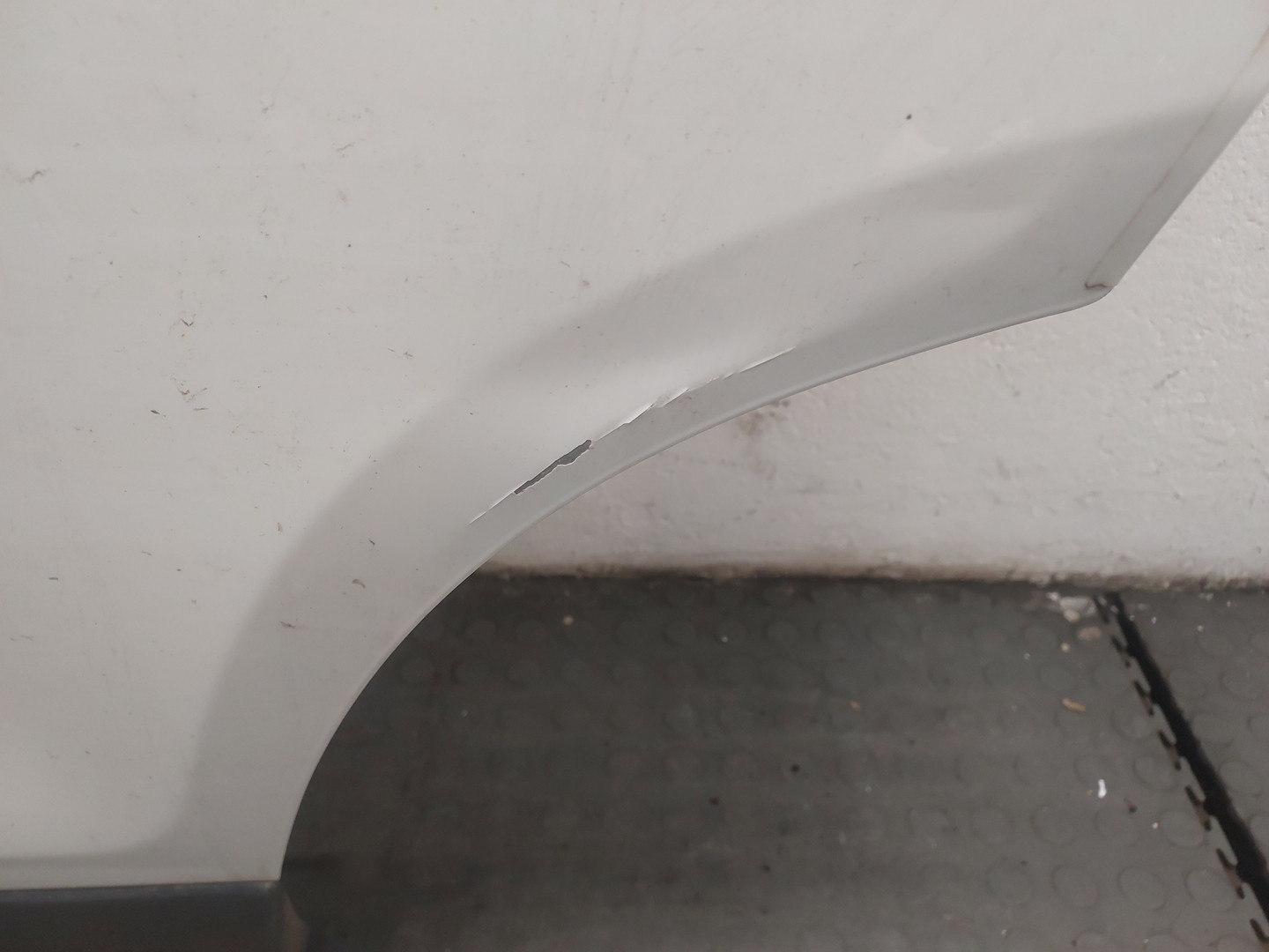 Дверь задняя левая