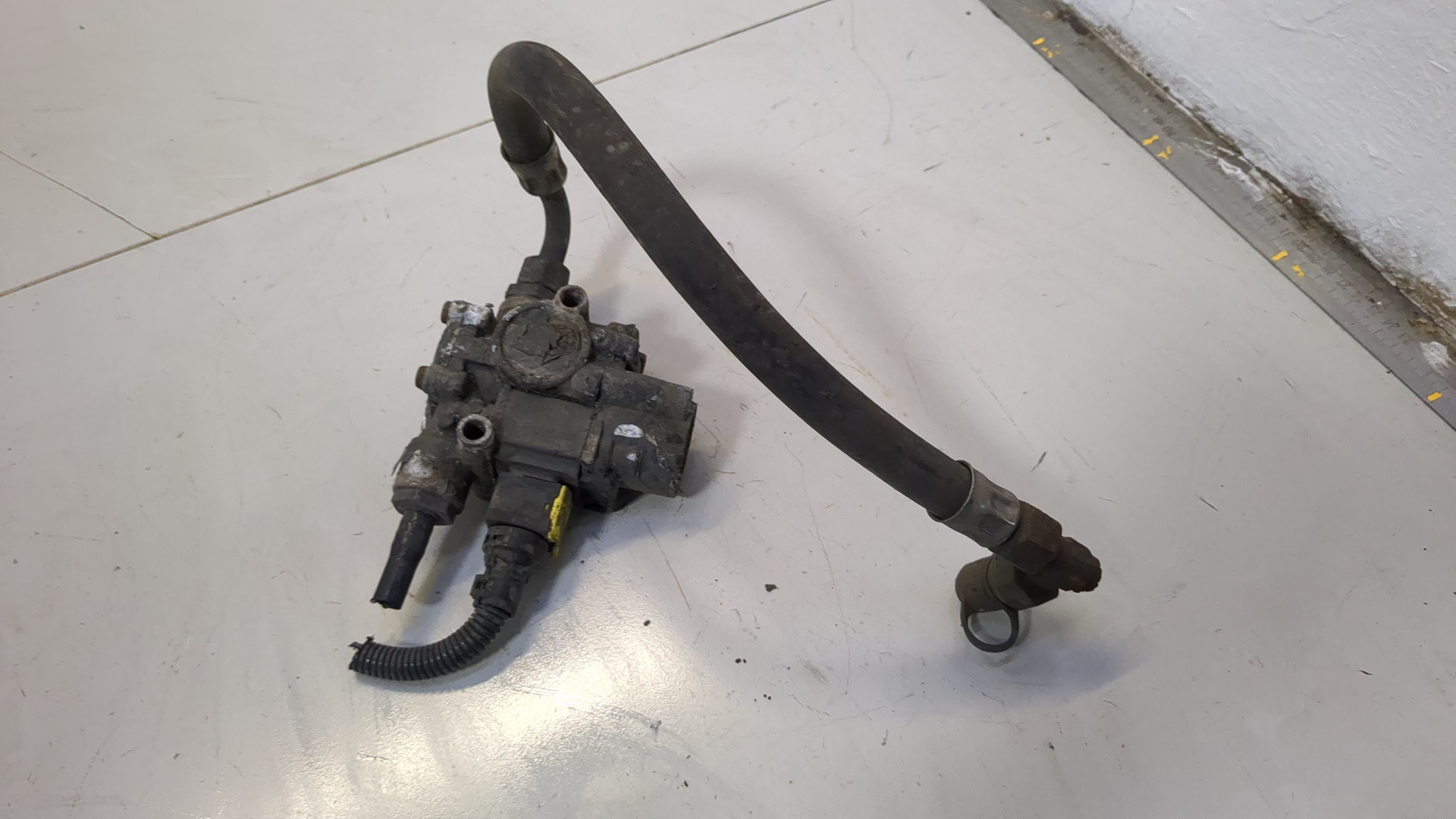 Клапан электромагнитный