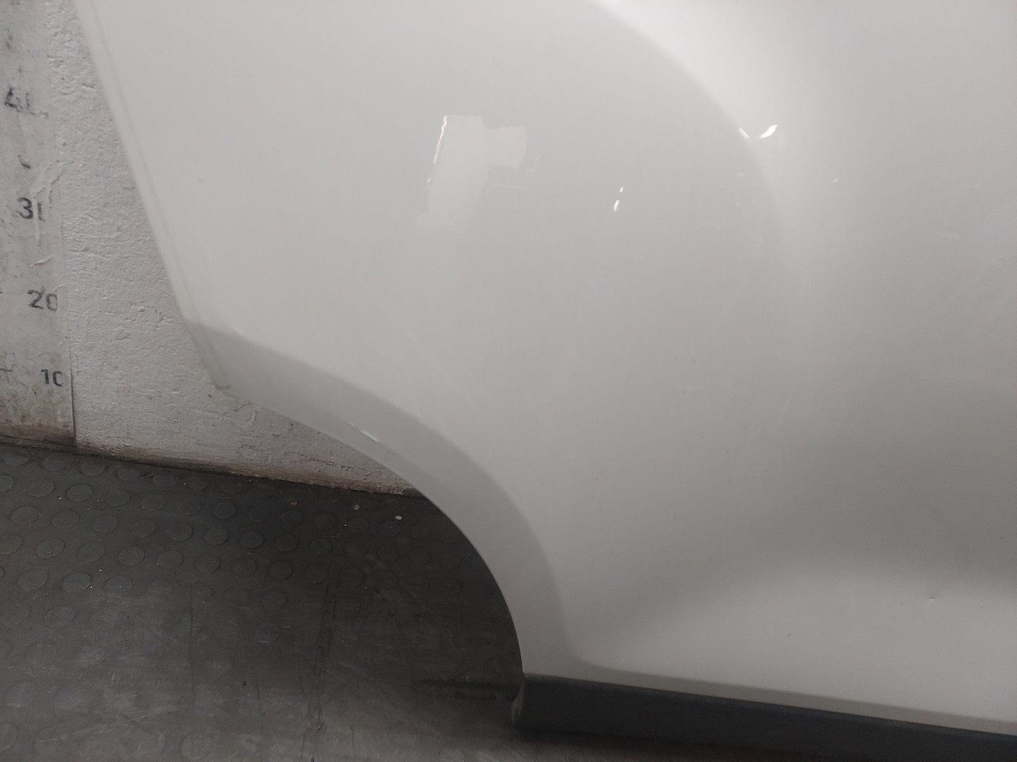 Дверь задняя правая